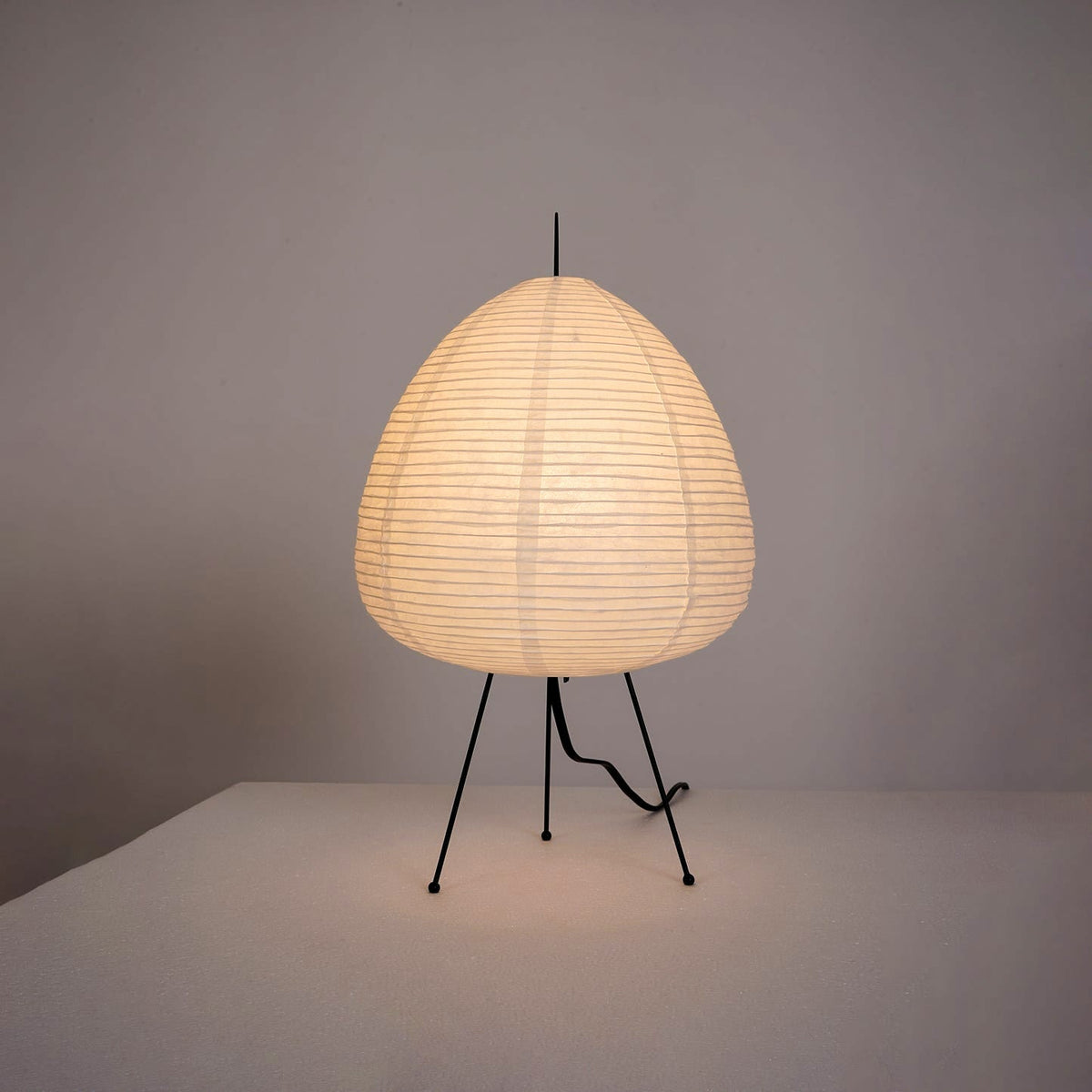 Lampa stołowa Wikorev