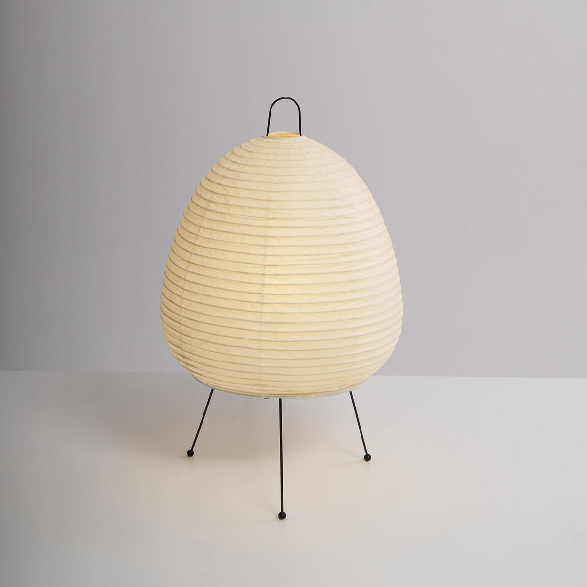 Lampa stołowa Wikorev
