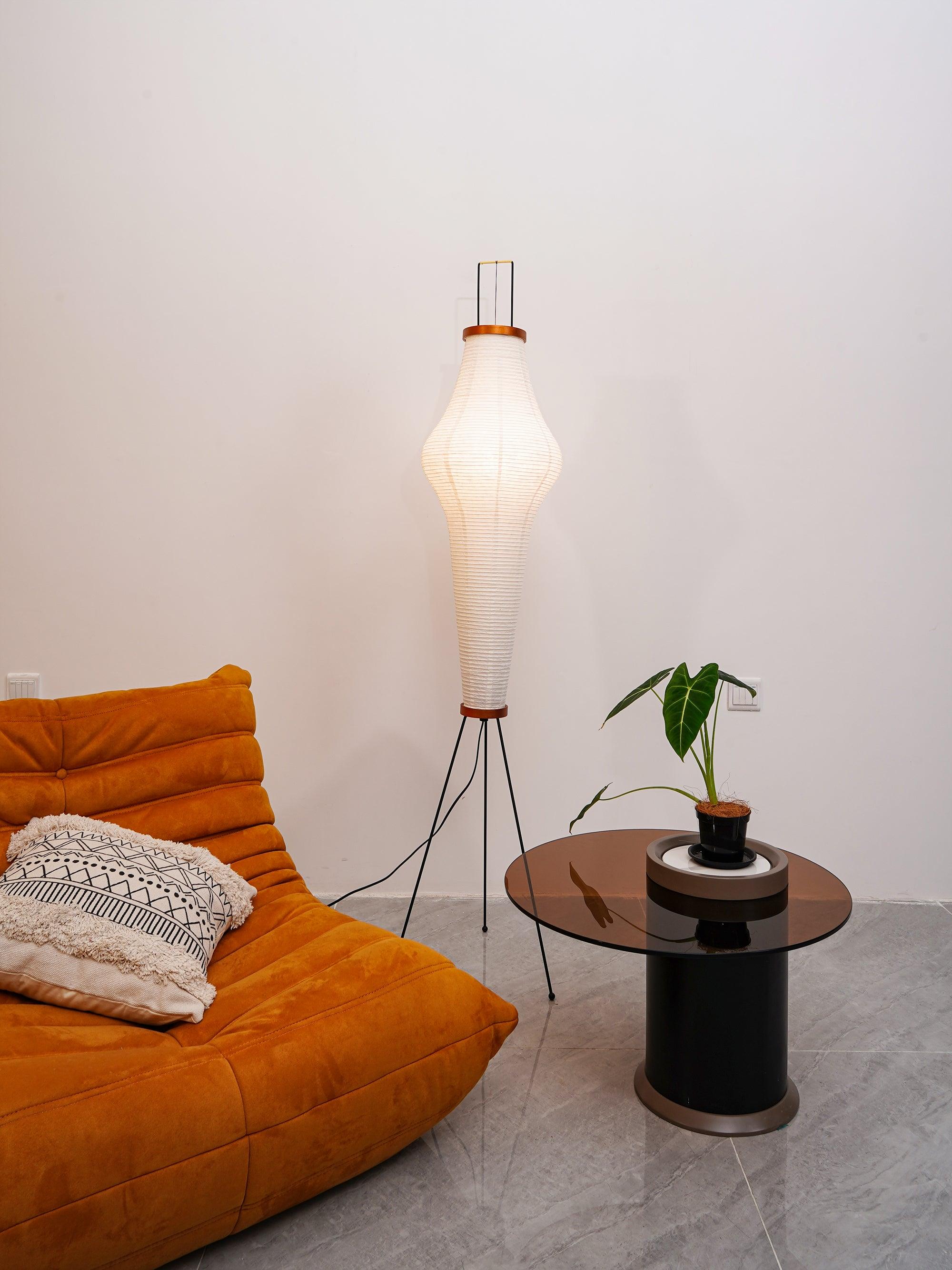 Lampa podłogowa Avel