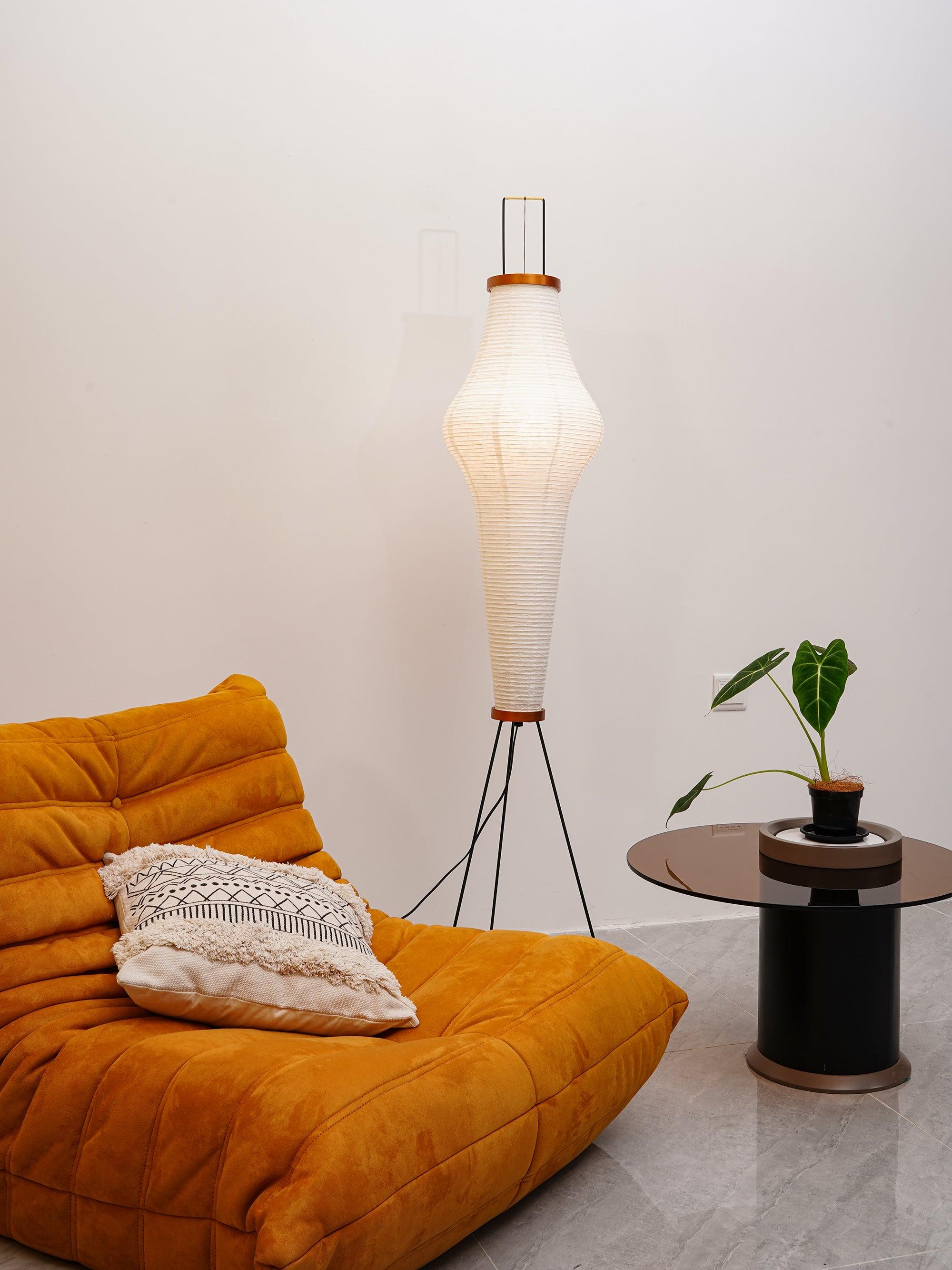 Lampa podłogowa Avel
