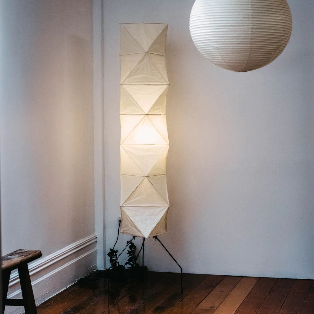 Lampa podłogowa Avel