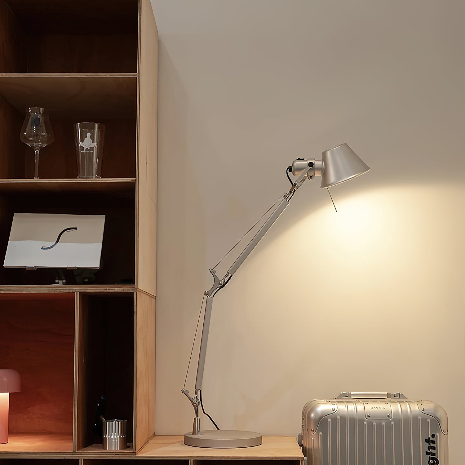 Lampa stołowa regulowana Serio