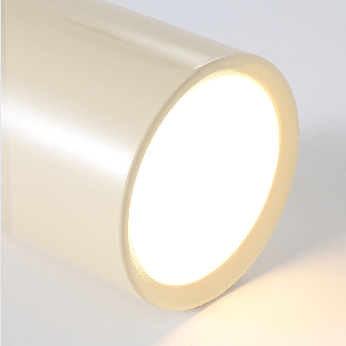 Plafon minimalistyczny Lorrenmir
