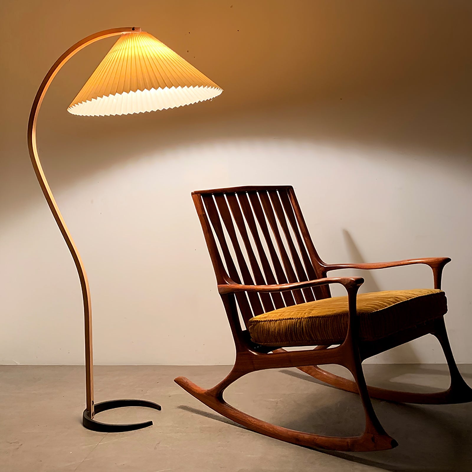 Lampa podłogowa Kason