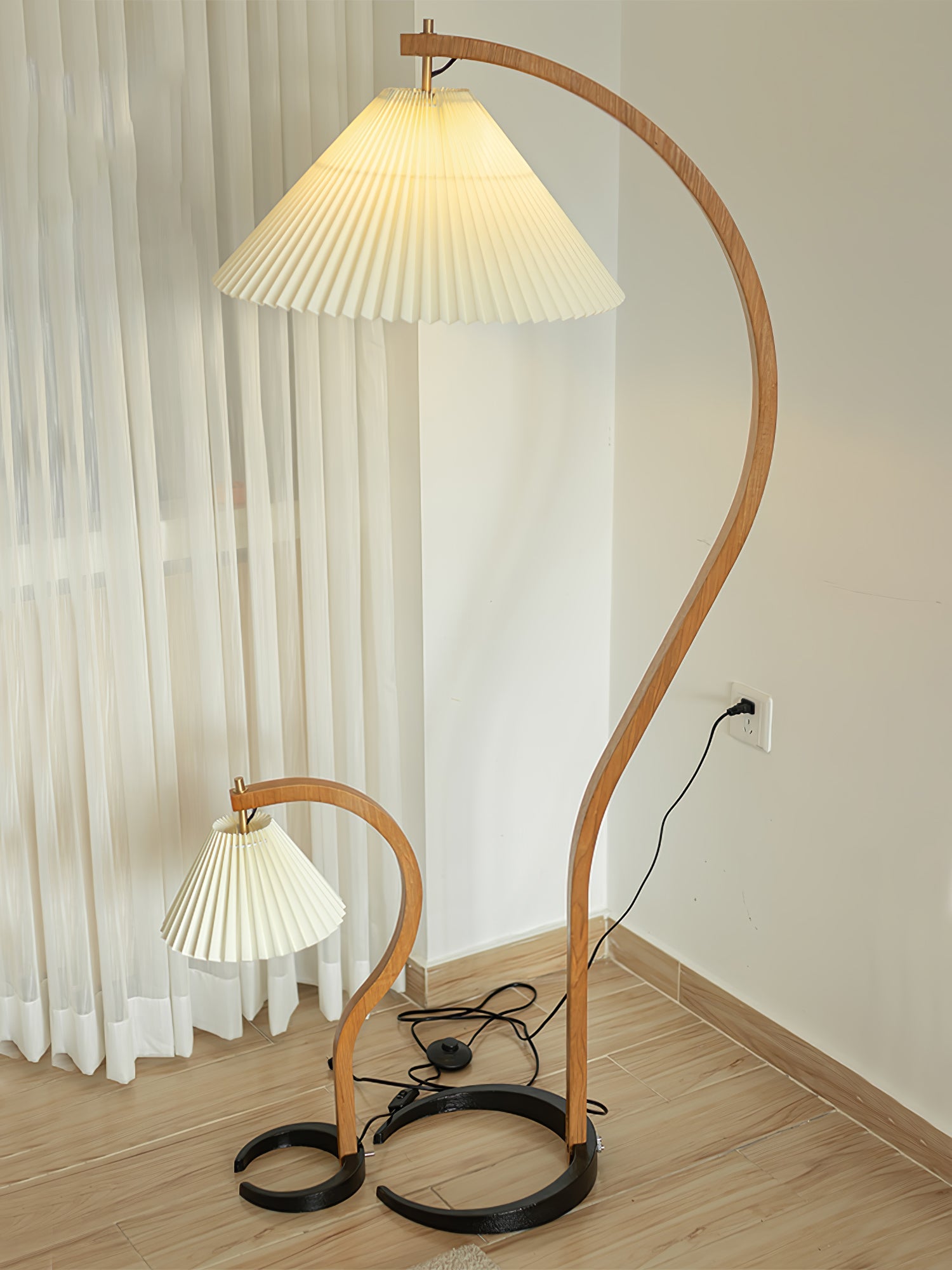 Lampa podłogowa Kason