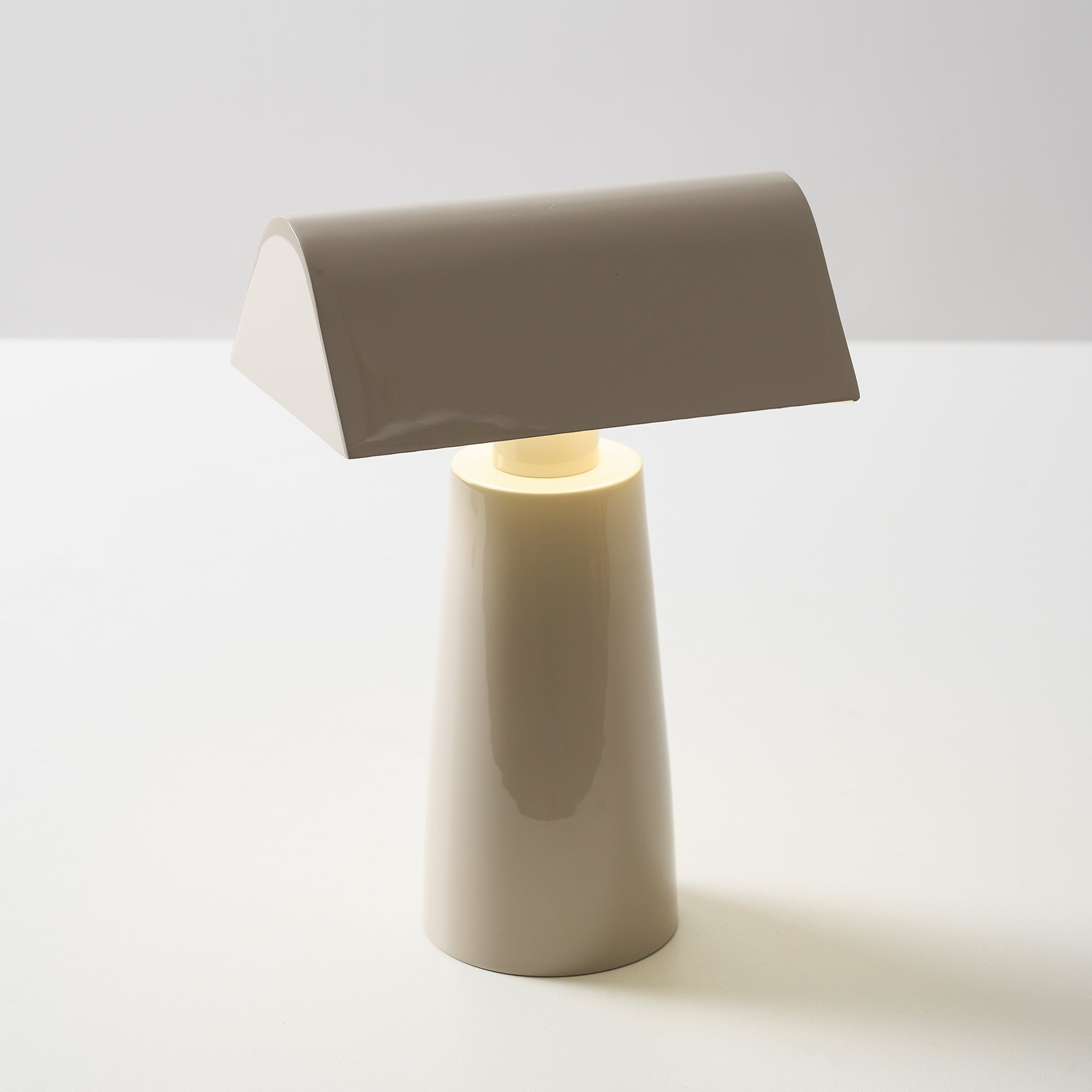 Lampa stołowa zewnętrzna Venow