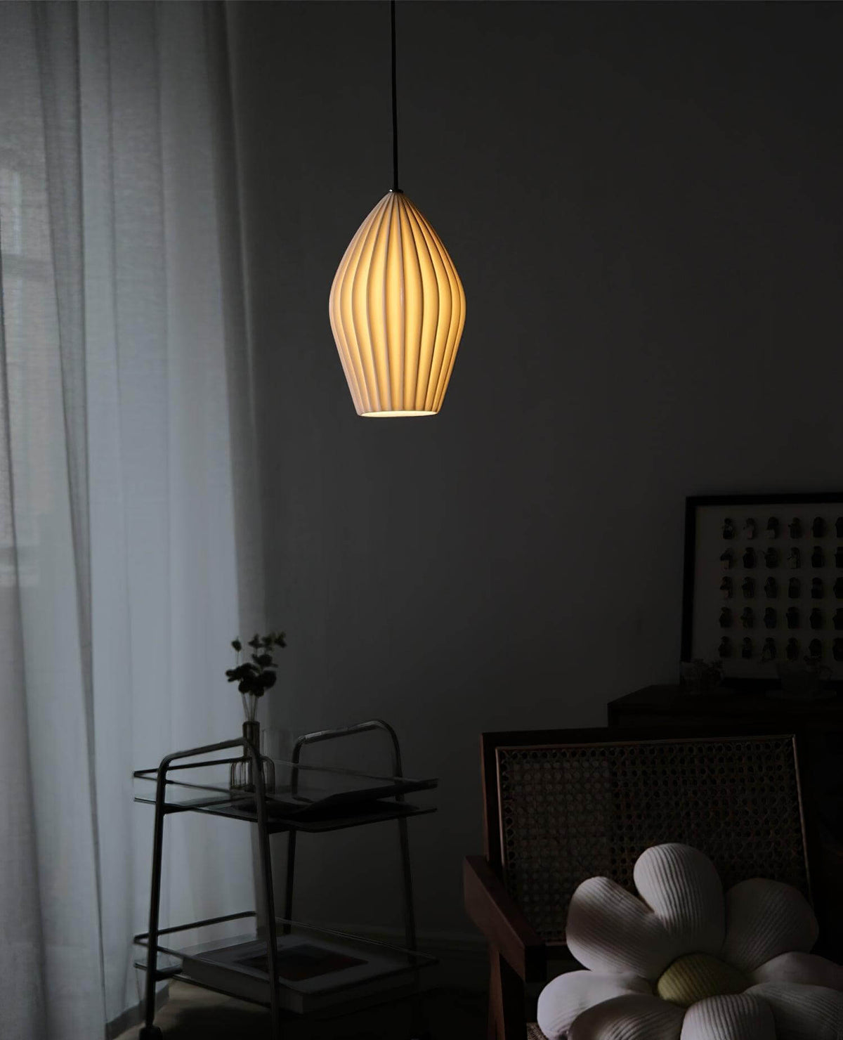 Lampa wisząca ryflowana Pavkalen