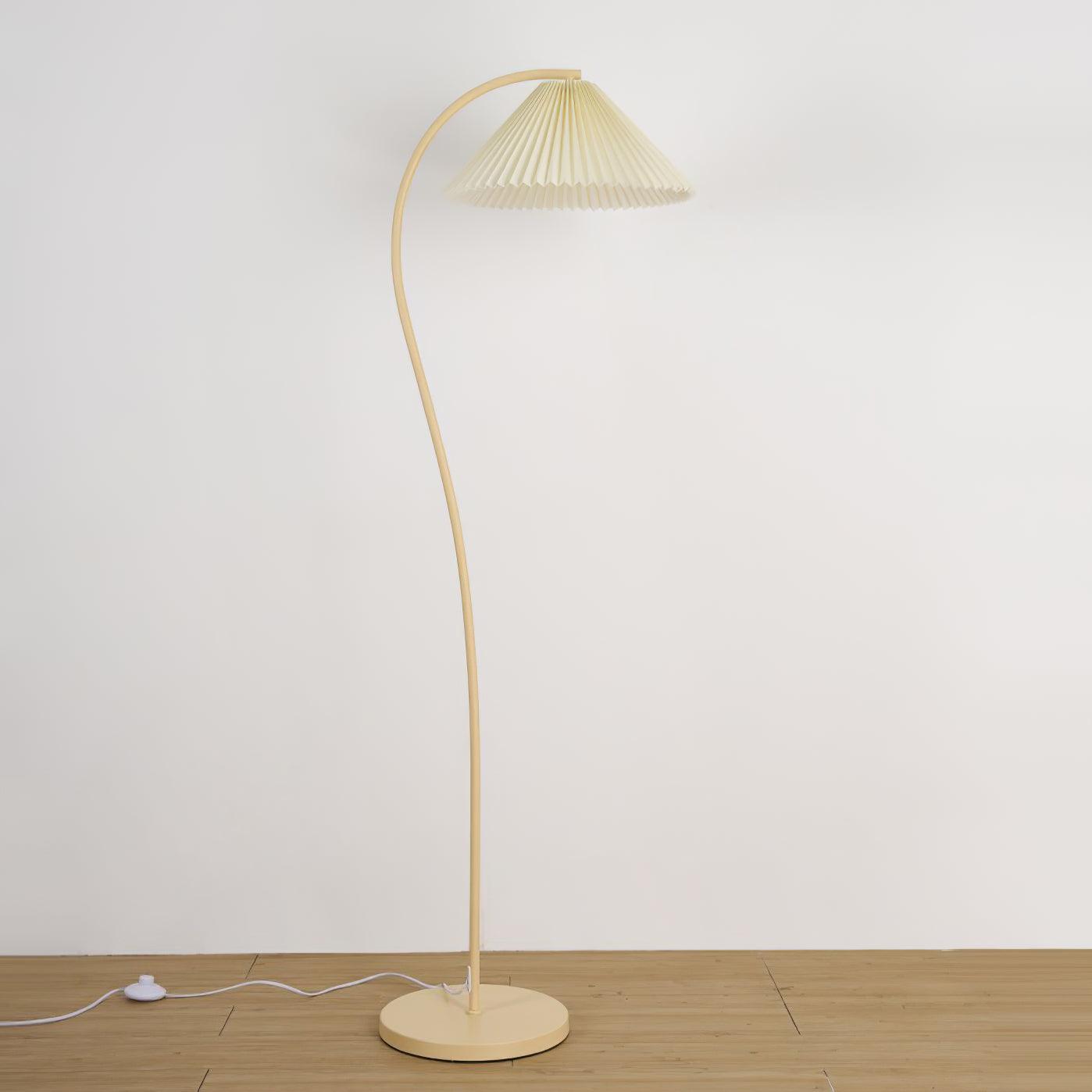 Lampa podłogowa vintage Kliala