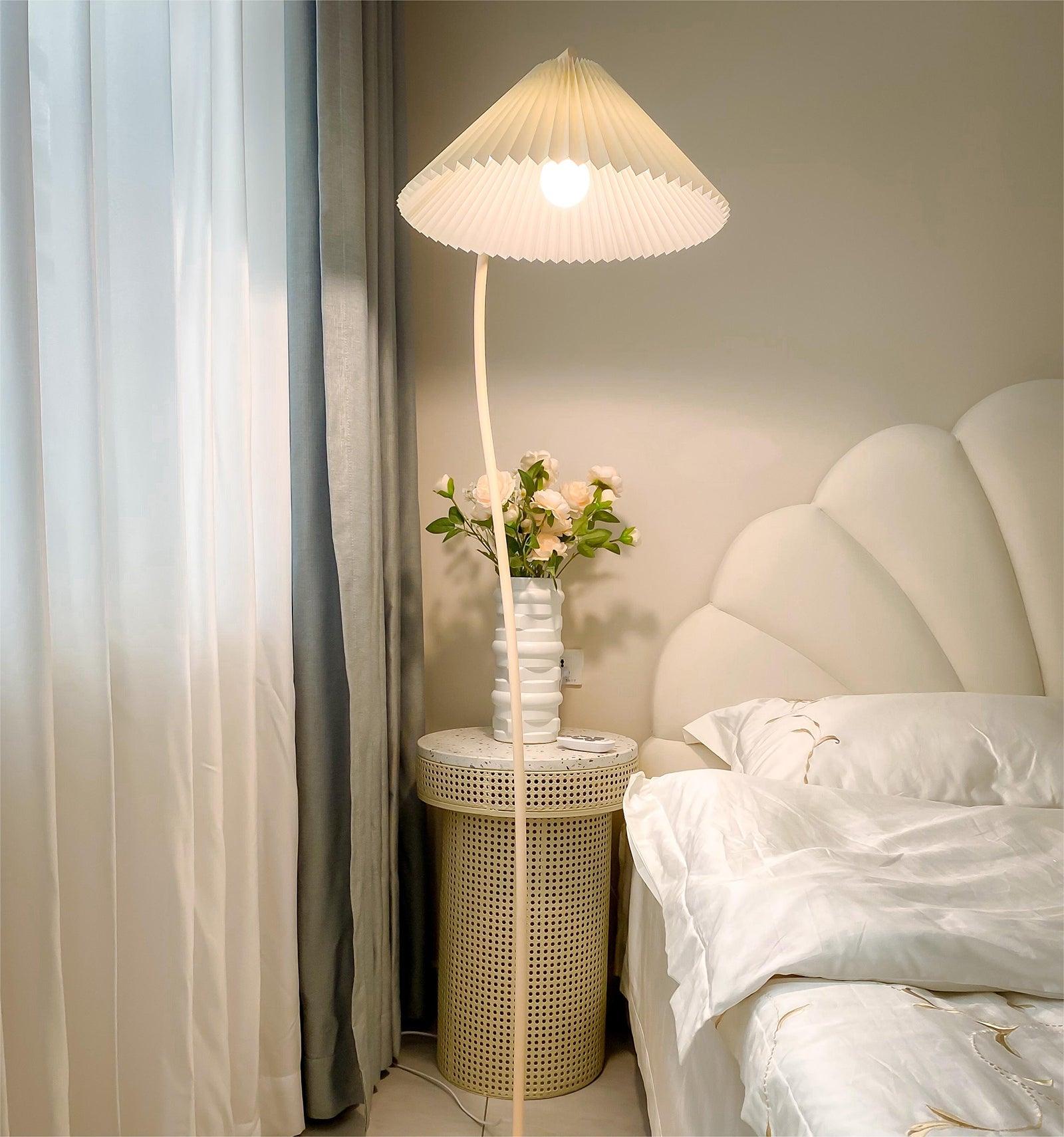 Lampa podłogowa vintage Kliala