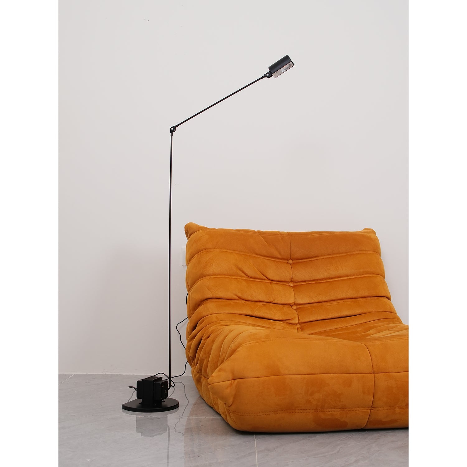 Lampa podłogowa Renmir