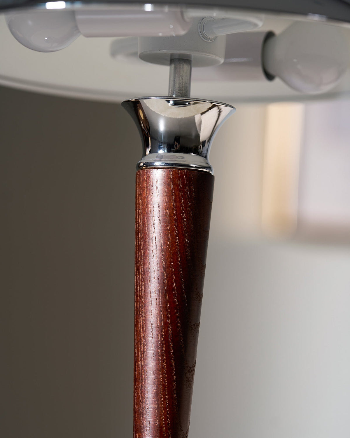 Lampa stołowa Milav