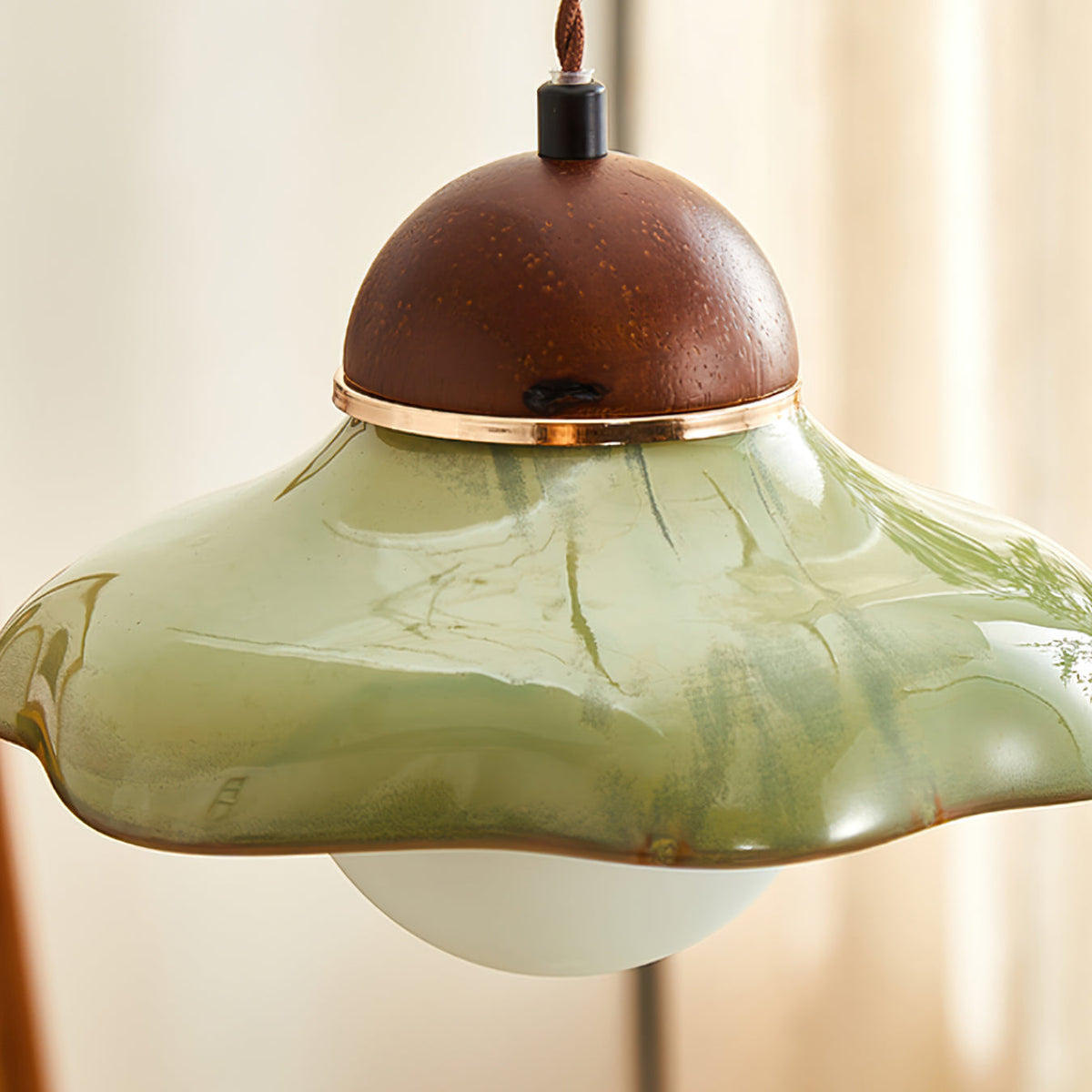 Edmund Pendant Light – detail 3