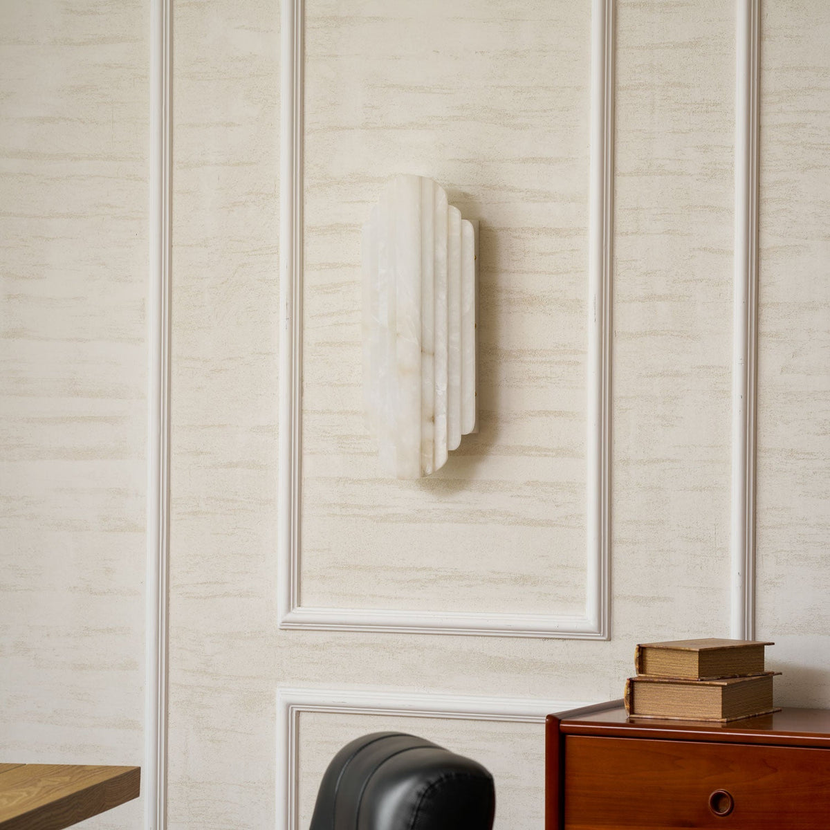 Estelle Alabaster Wall Sconce – detail 37