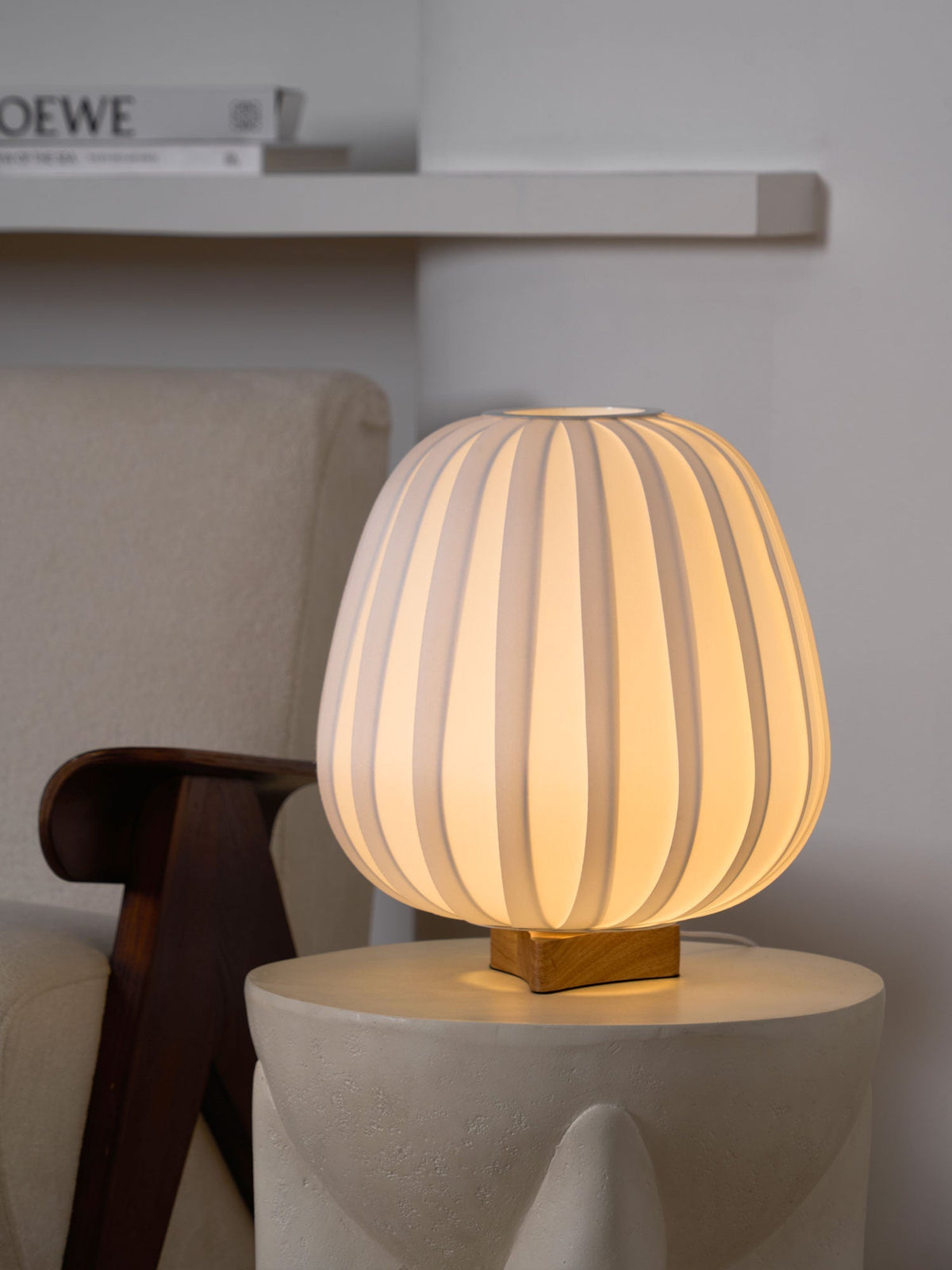 Lampa stołowa minimalistyczna Gorev
