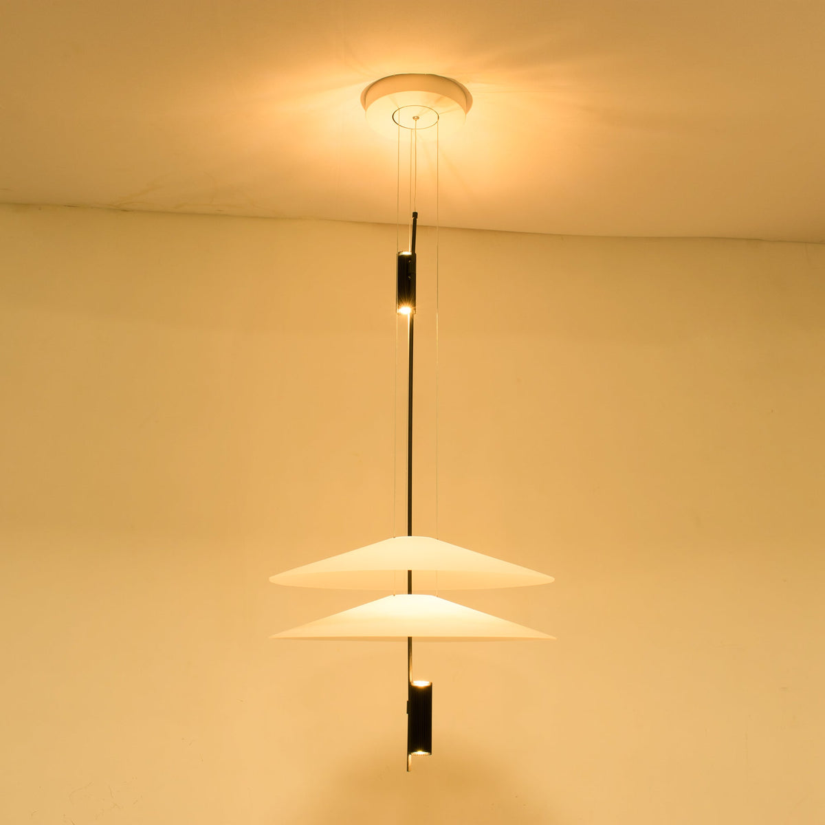 Lampa wisząca nowoczesna Lorva