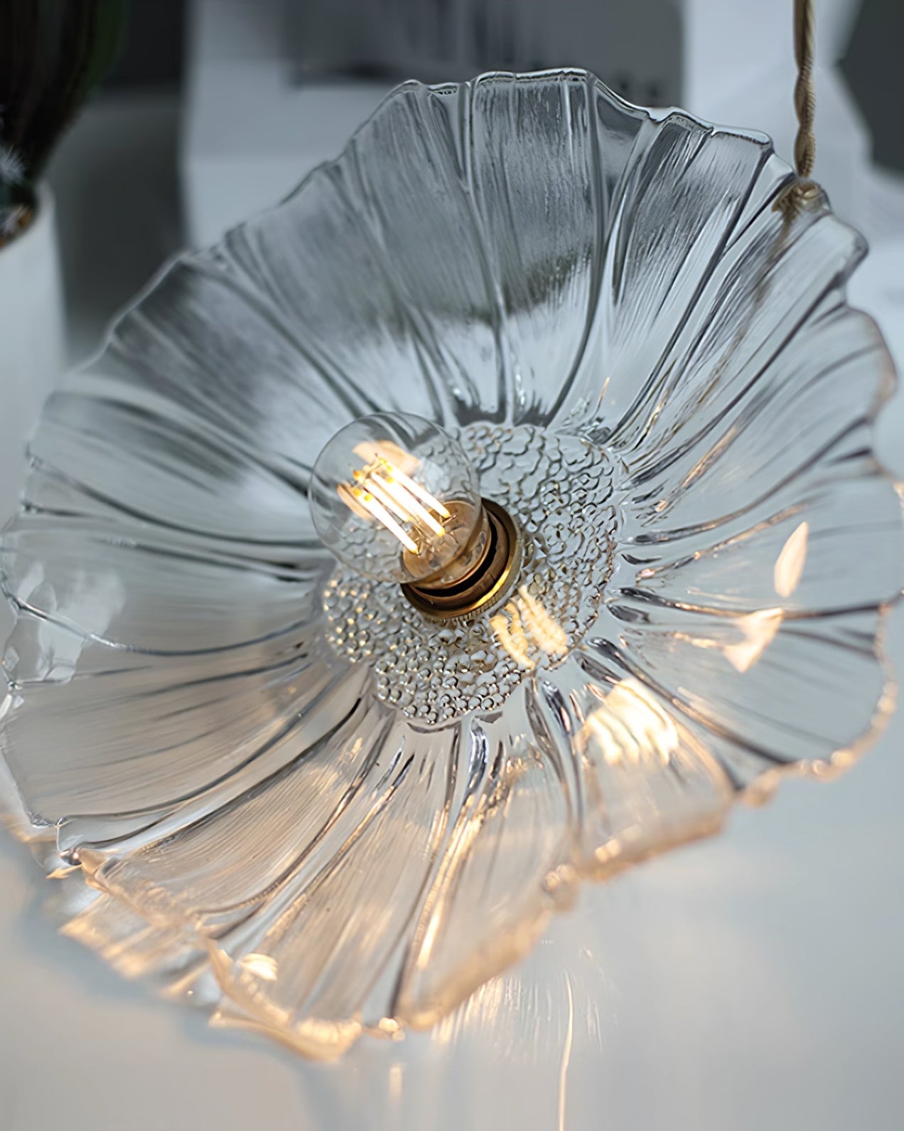 Lampa wisząca kwiatowa Noru