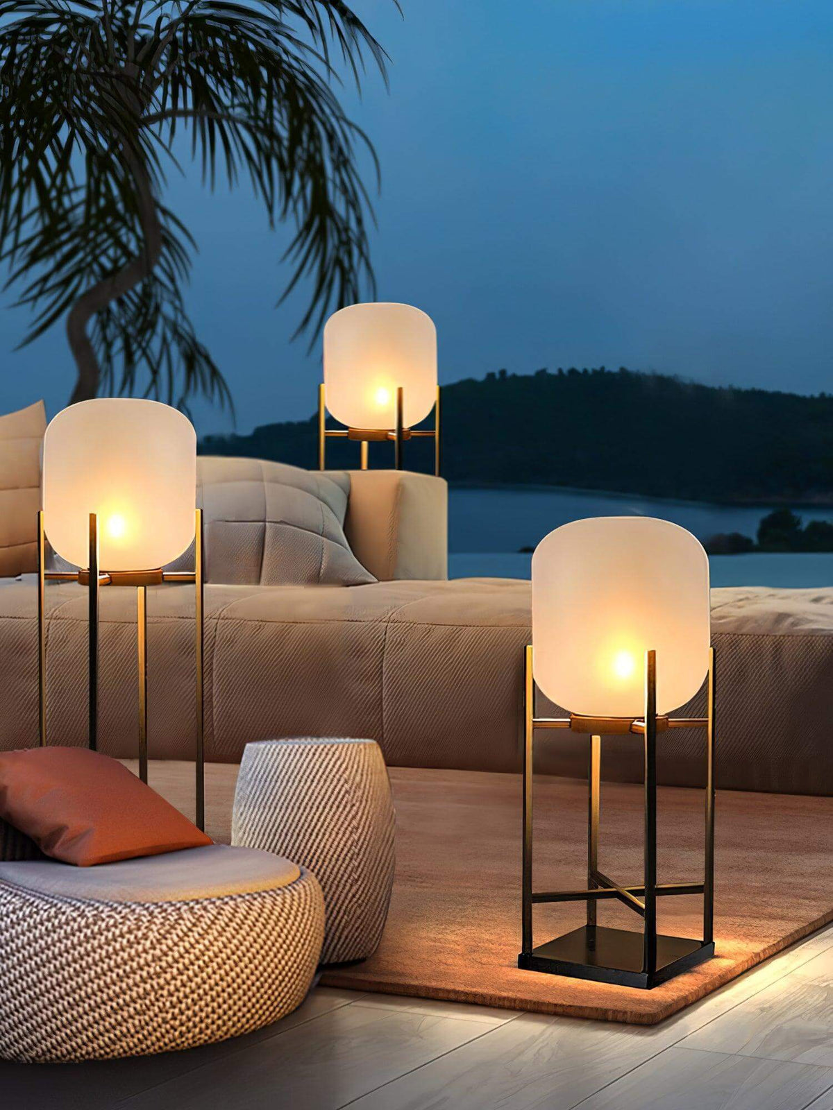 Lampa podłogowa zewnętrzna Mirow