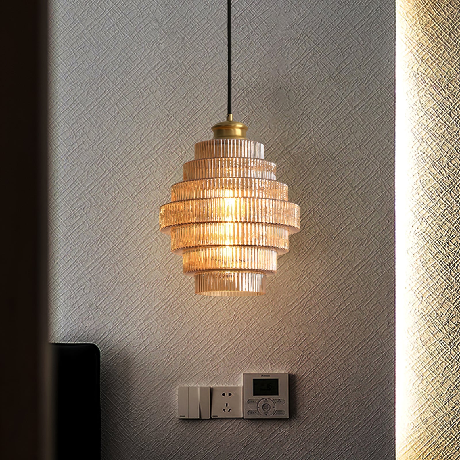 Lampa wisząca ryflowana Velva