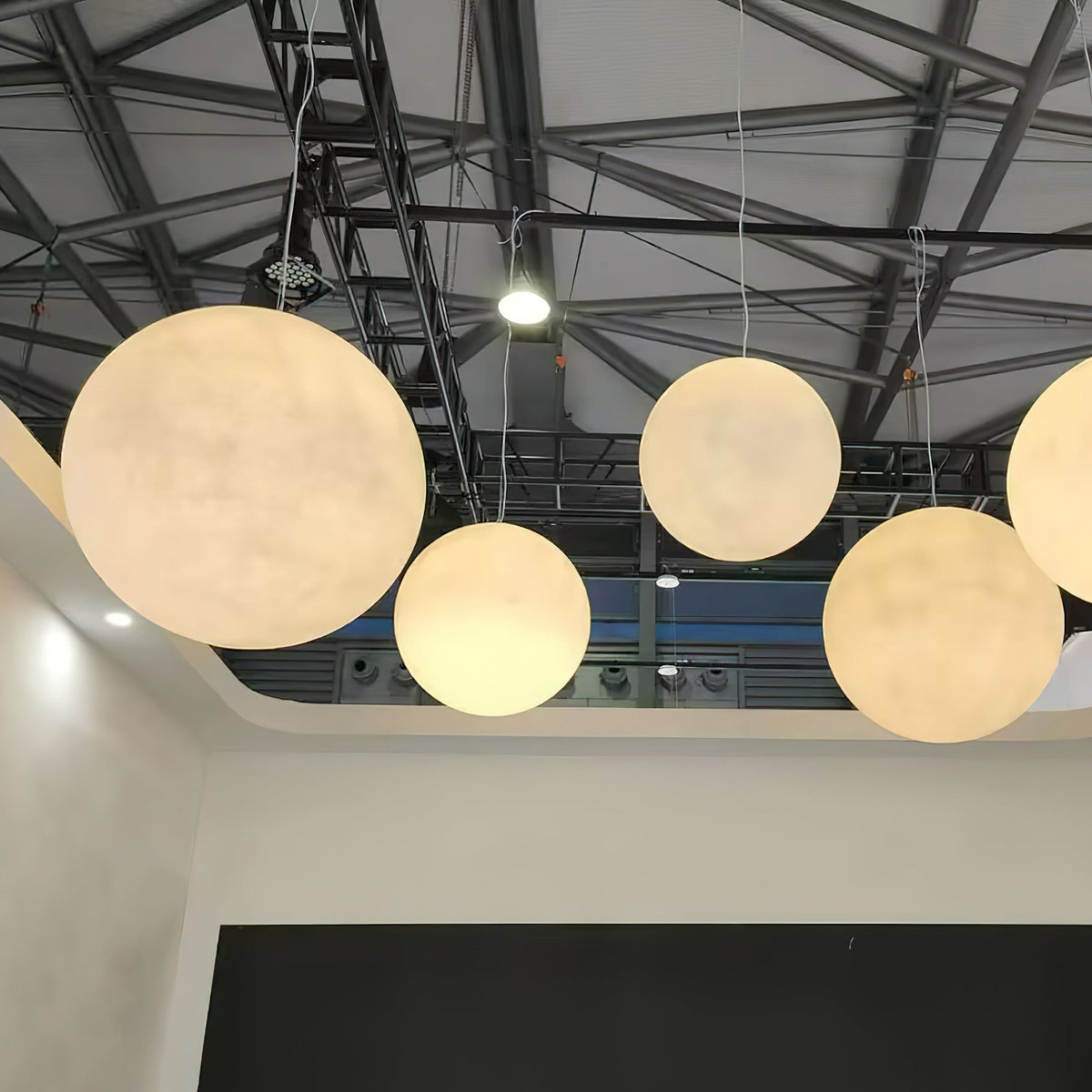 Lampa wisząca kula Galek