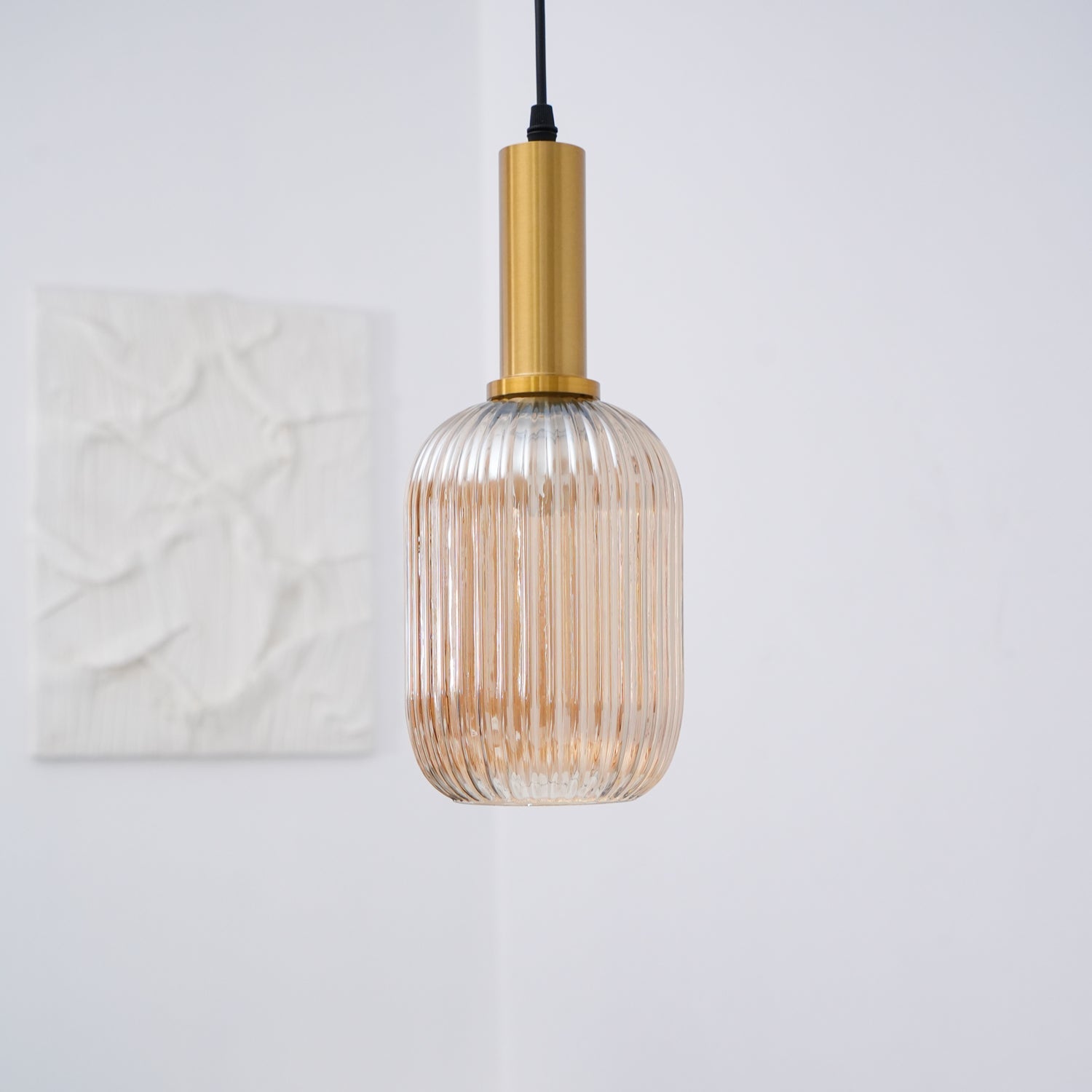 Lampa wisząca ryflowana Elma