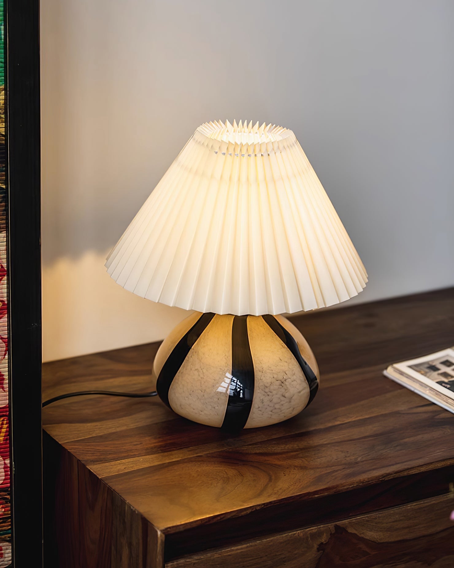 Lampa stołowa plisowana Corelev