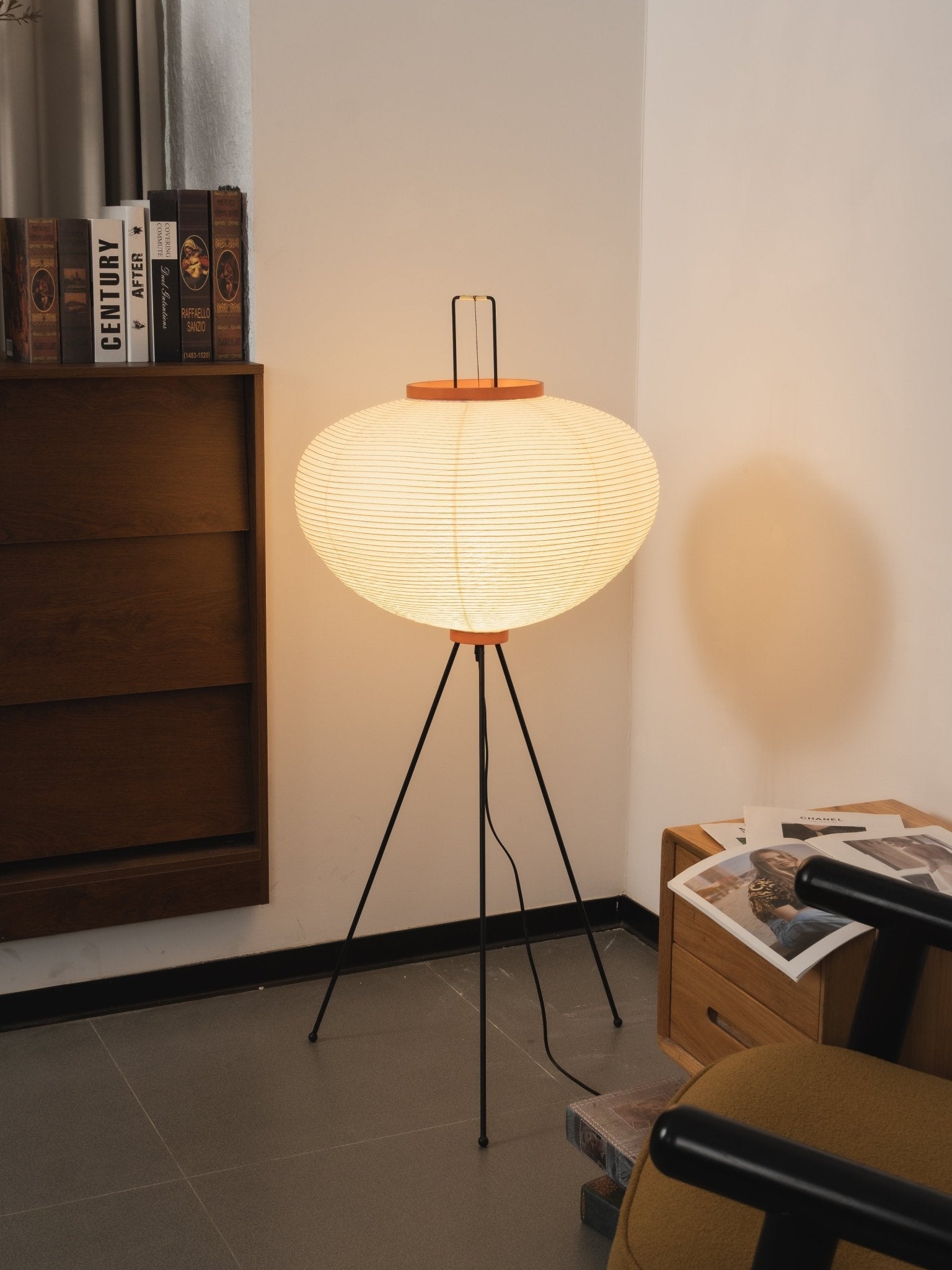 Lampa podłogowa Avel