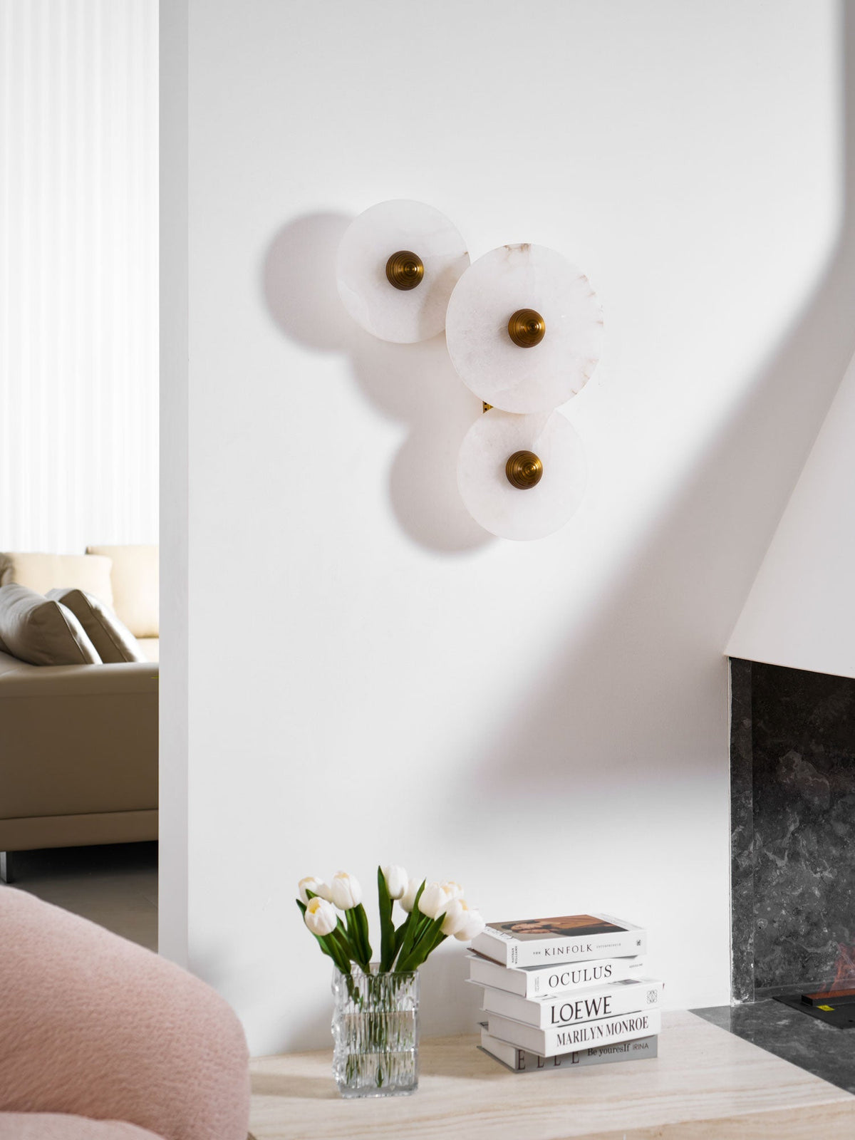 Nayra Alabaster Wall Lamp - Vakkerlight