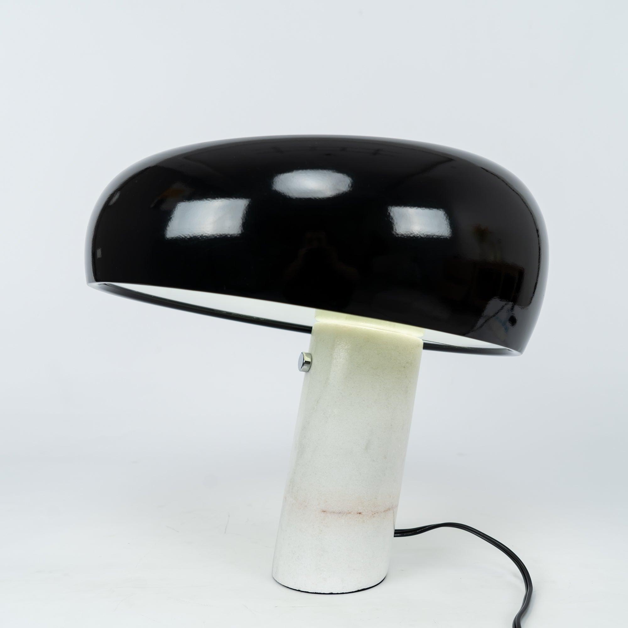 Lampa stołowa Domono