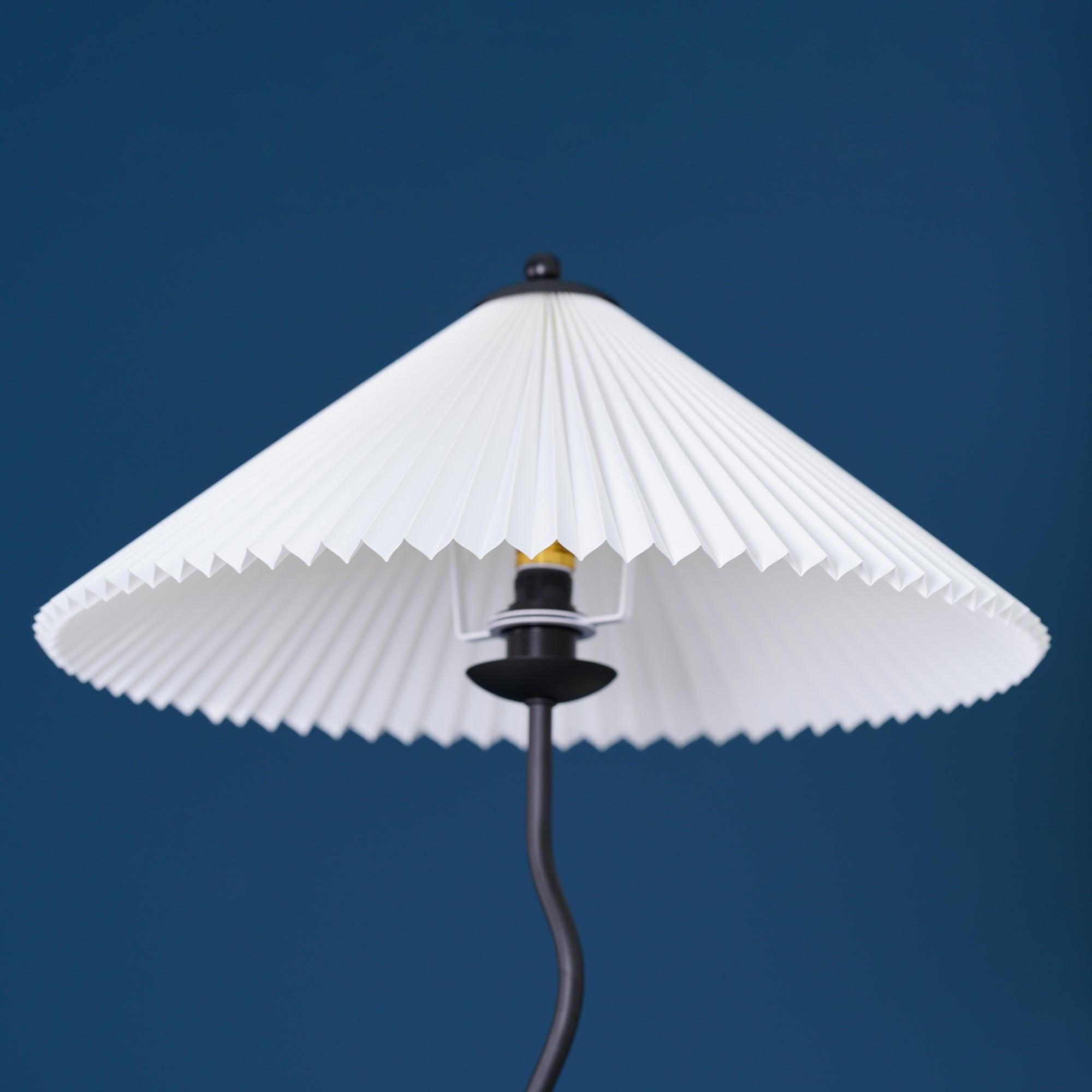 Lampa podłogowa falista Zelko