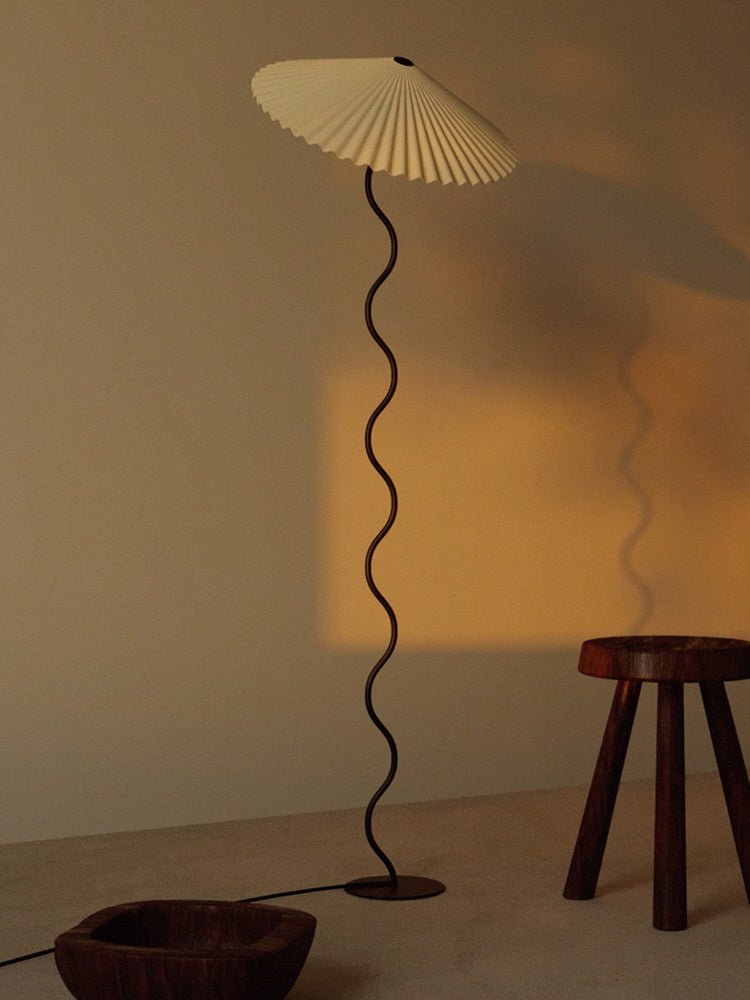 Lampa podłogowa falista Zelko