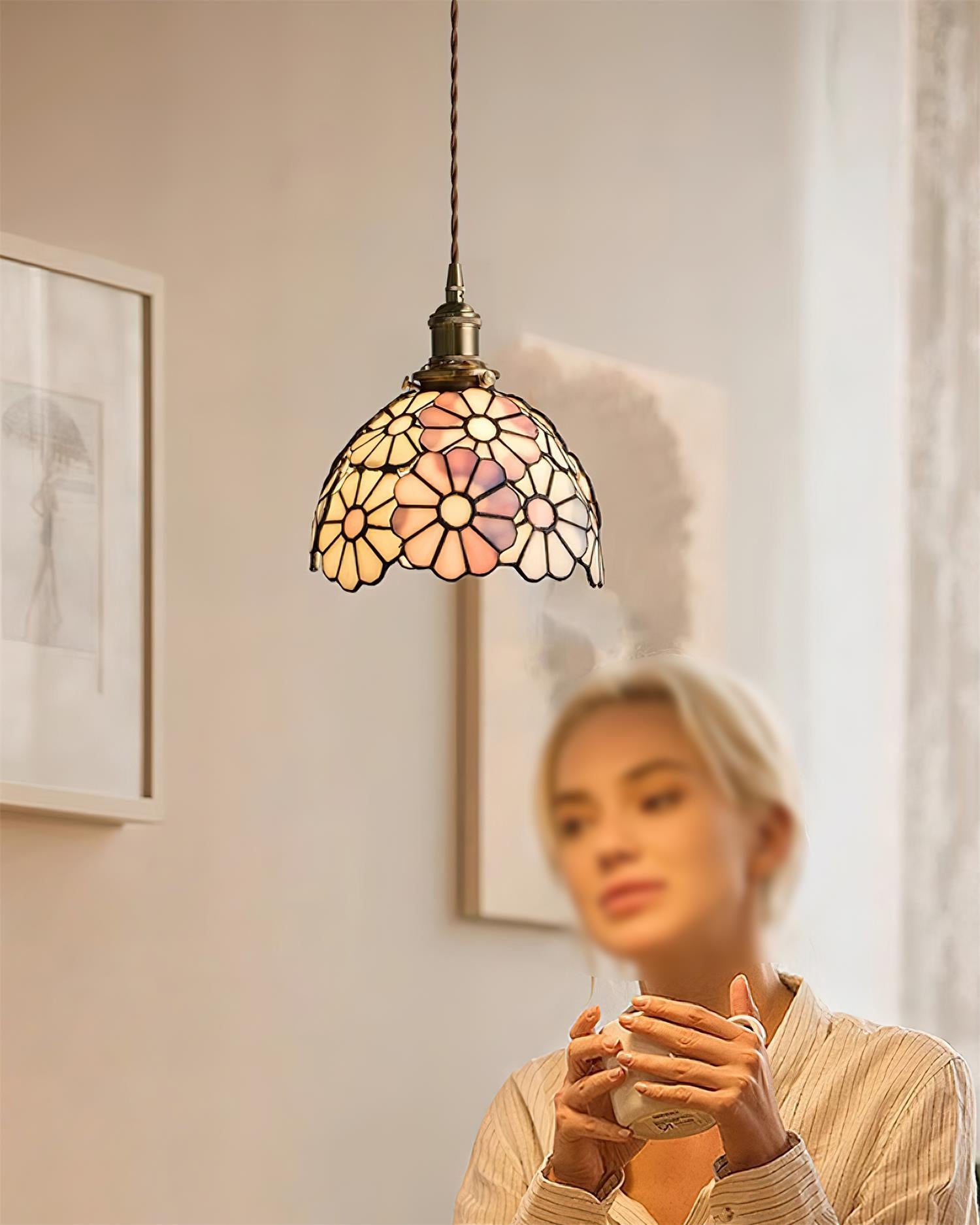 Lampa wisząca kwiatowa Darorow