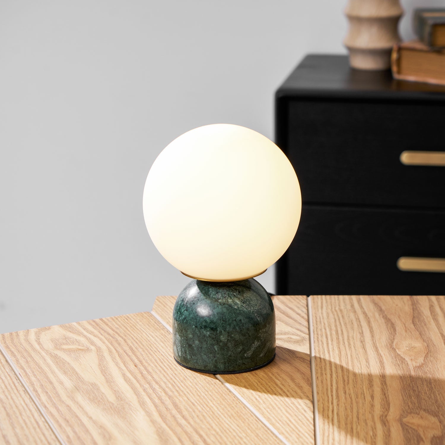 Lampa stołowa Lesli