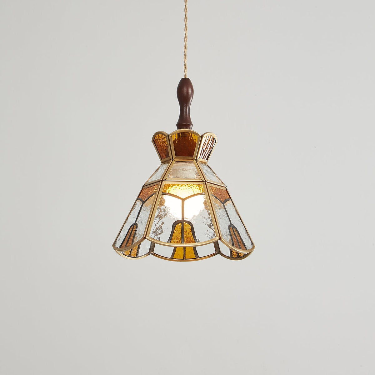 Tiffany Stained Glass Pendant Lamp - Vakkerlight