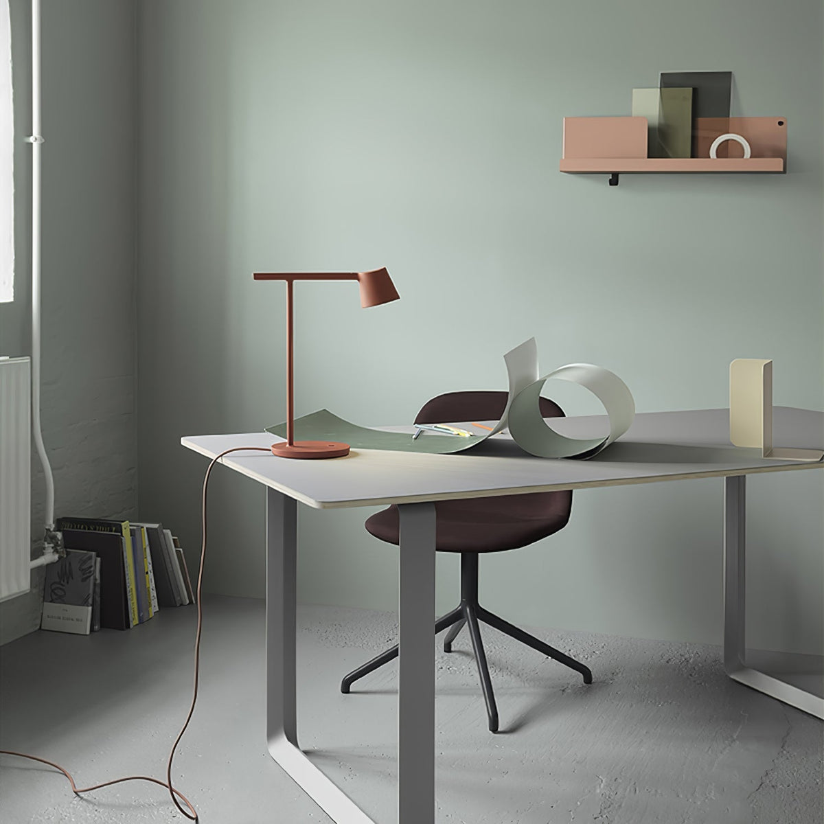 Lampa stołowa minimalistyczna Nadarko