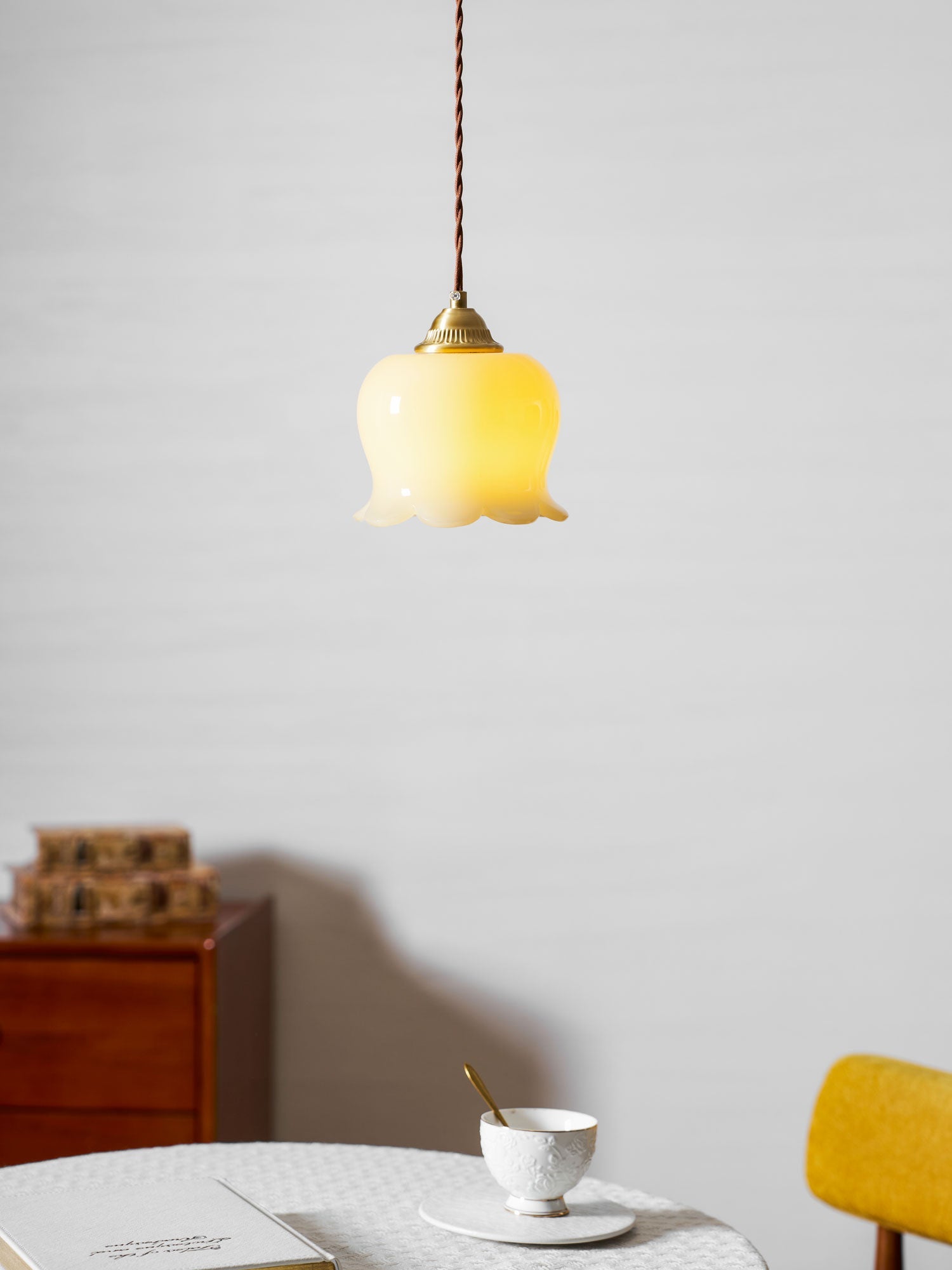 Lampa wisząca kwiatowa Anow