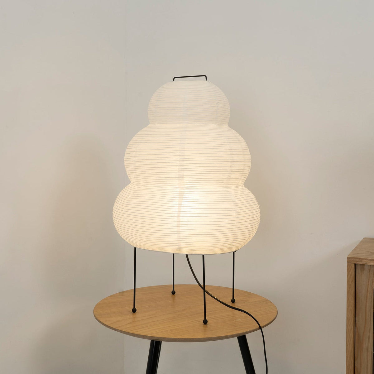 Lampa stołowa Wikorev