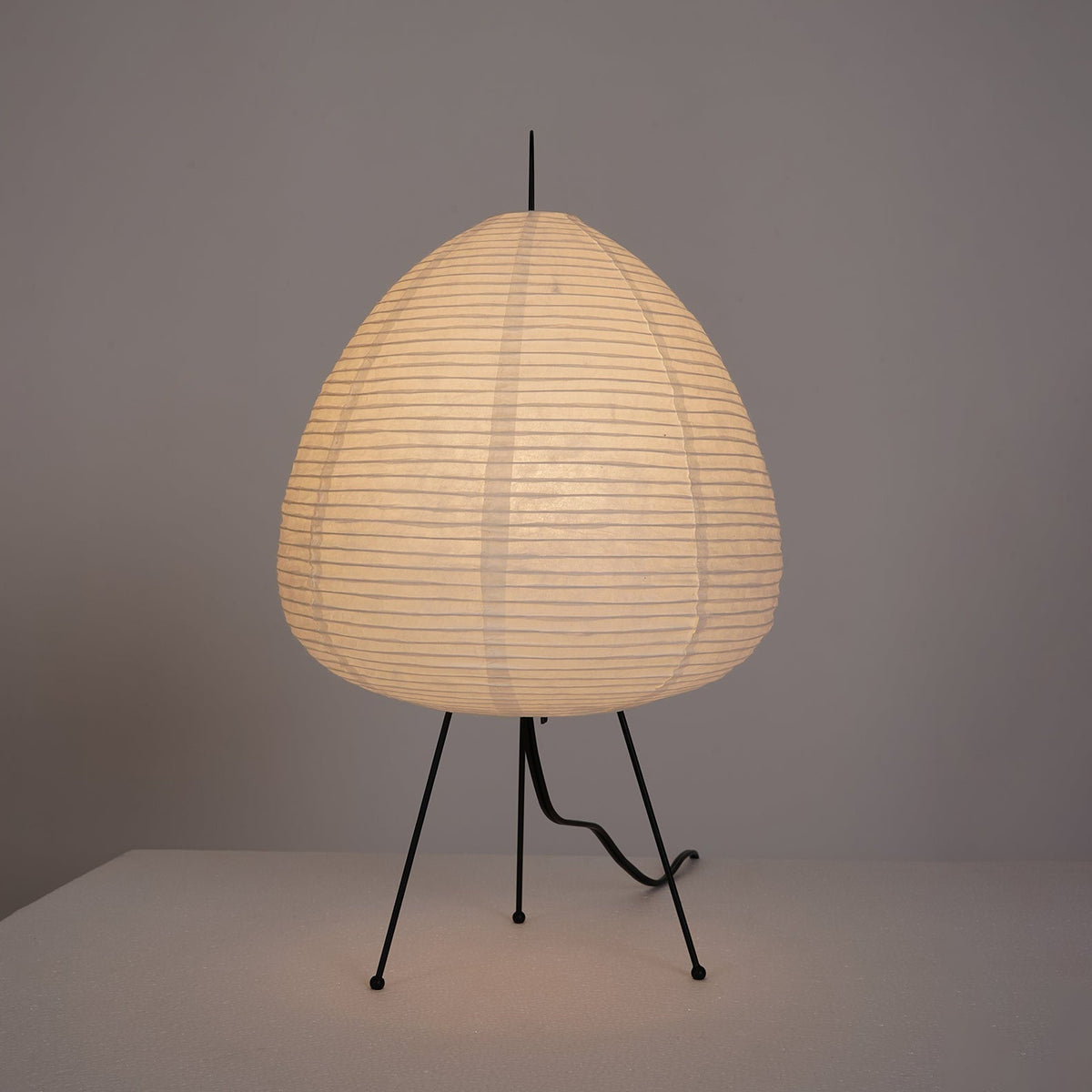 Lampa stołowa Wikorev