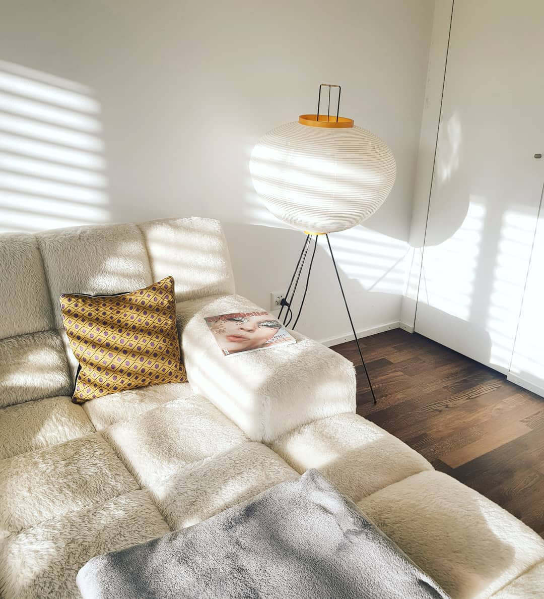 Lampa podłogowa Avel