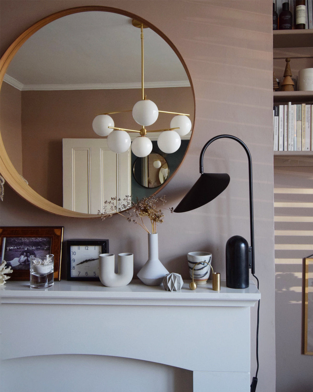 Lampa stołowa minimalistyczna Cellinrik