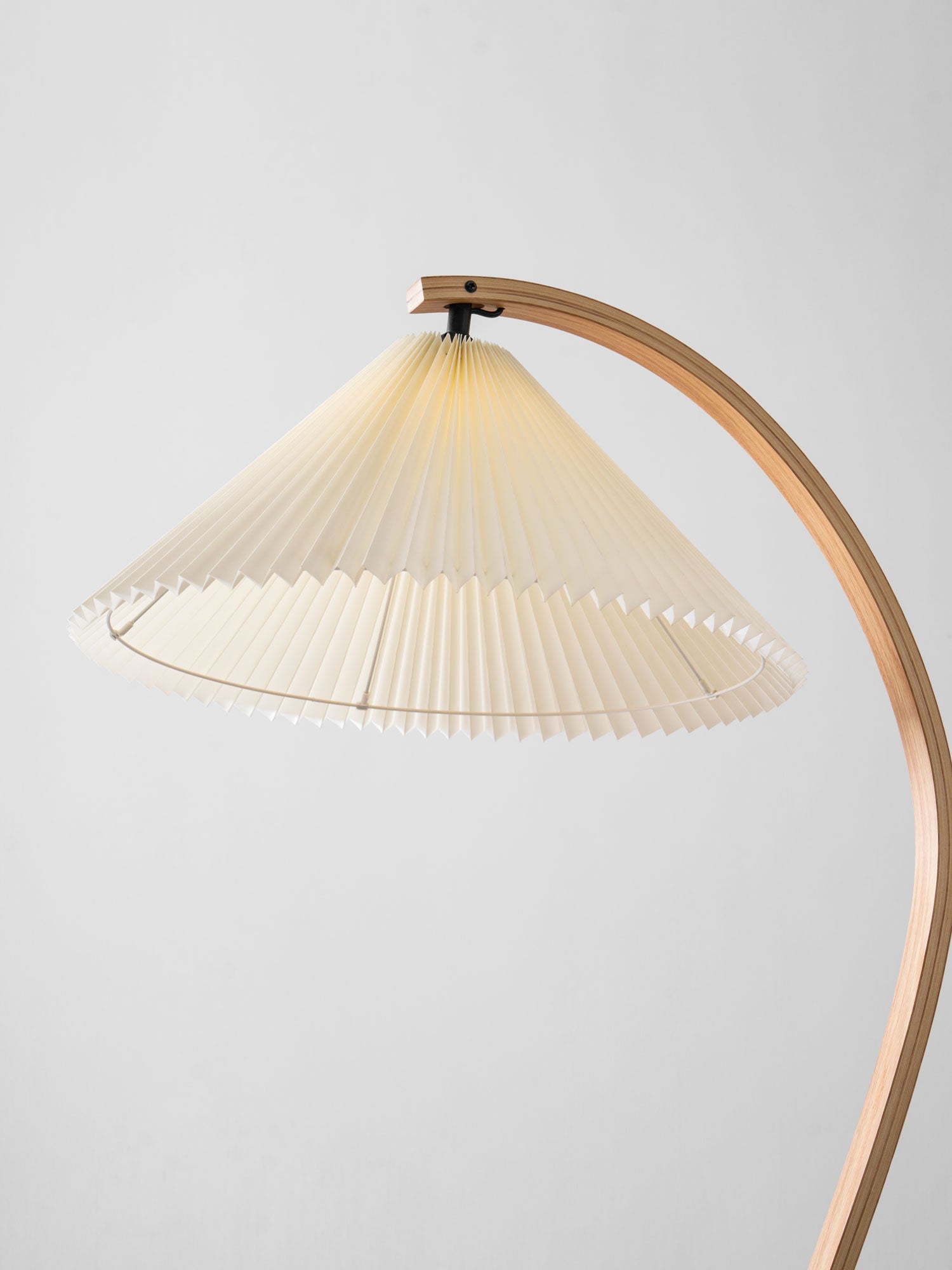 Lampa podłogowa Kason