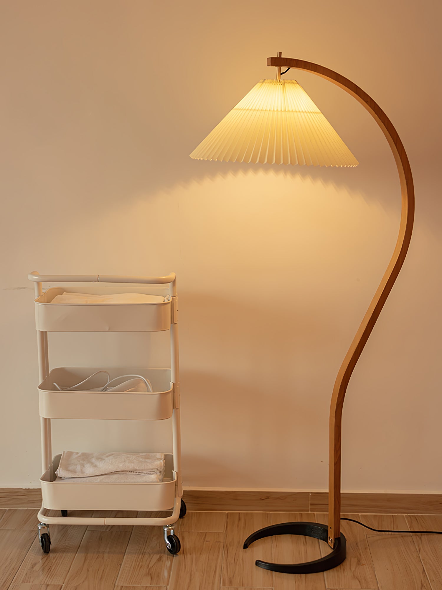 Lampa podłogowa Kason