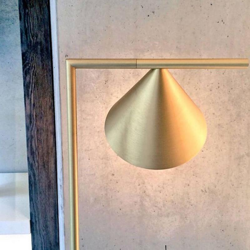 Lampa podłogowa stożkowa Mirel
