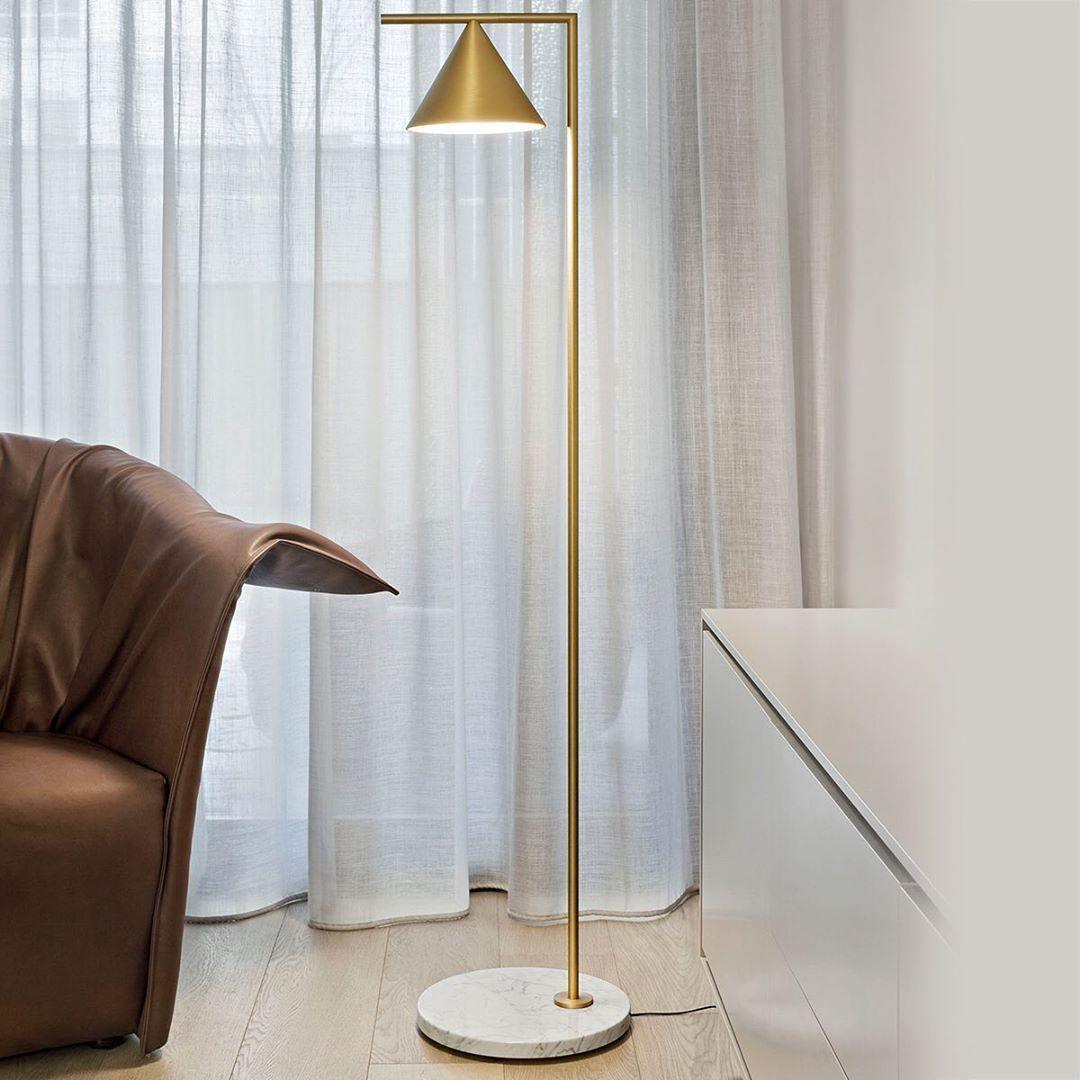 Lampa podłogowa stożkowa Mirel