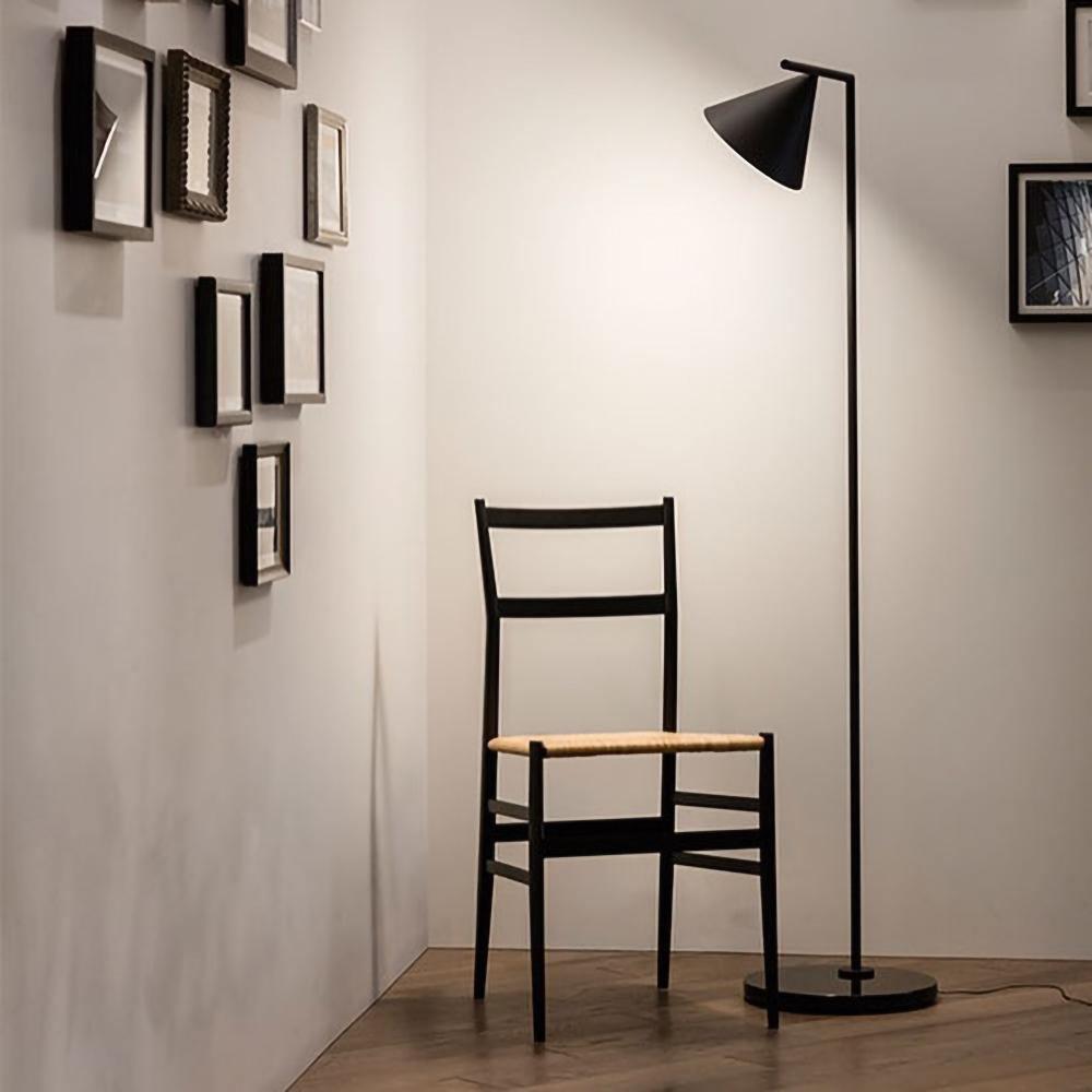Lampa podłogowa stożkowa Mirel
