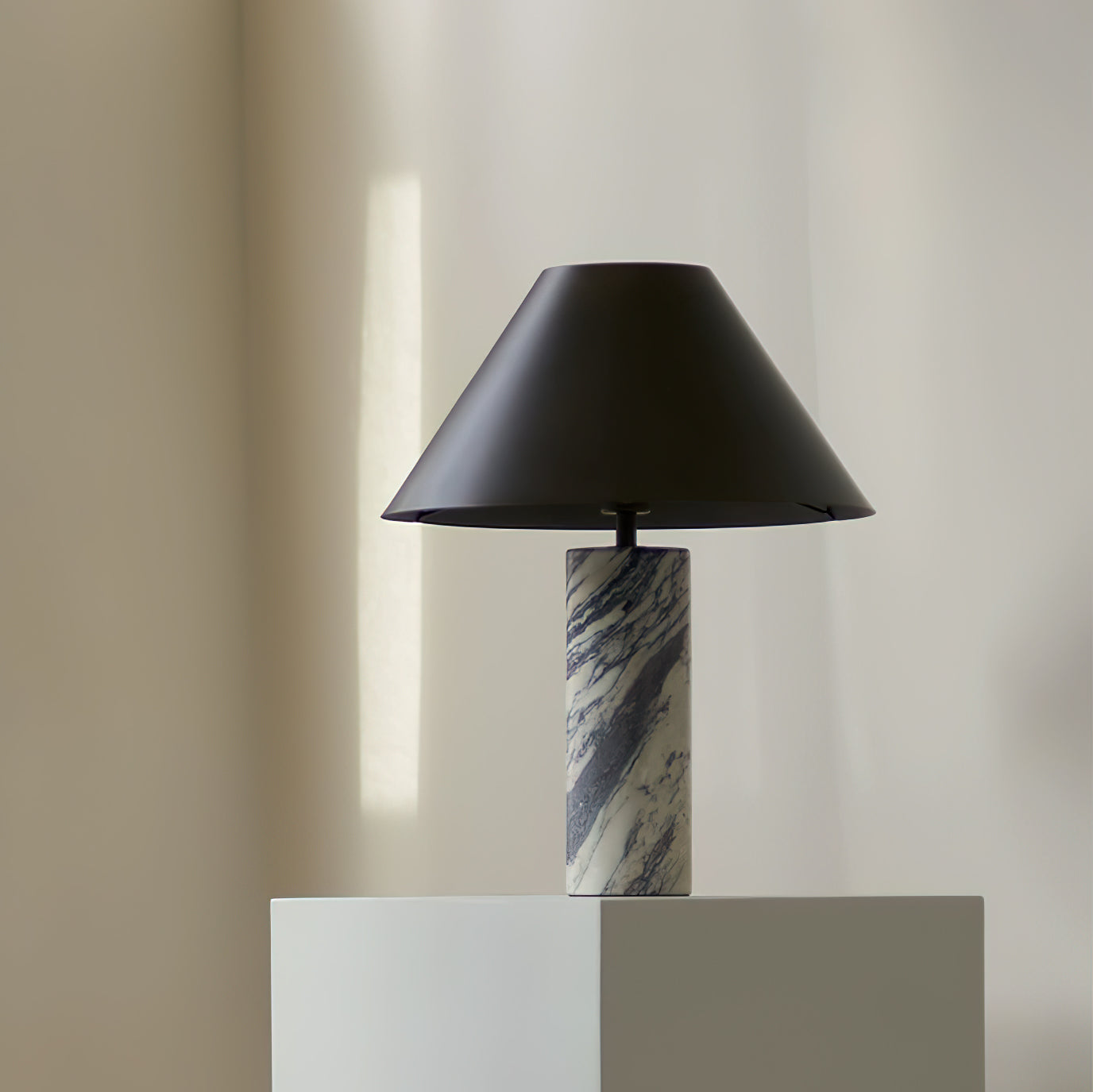 Lampa stołowa Selra