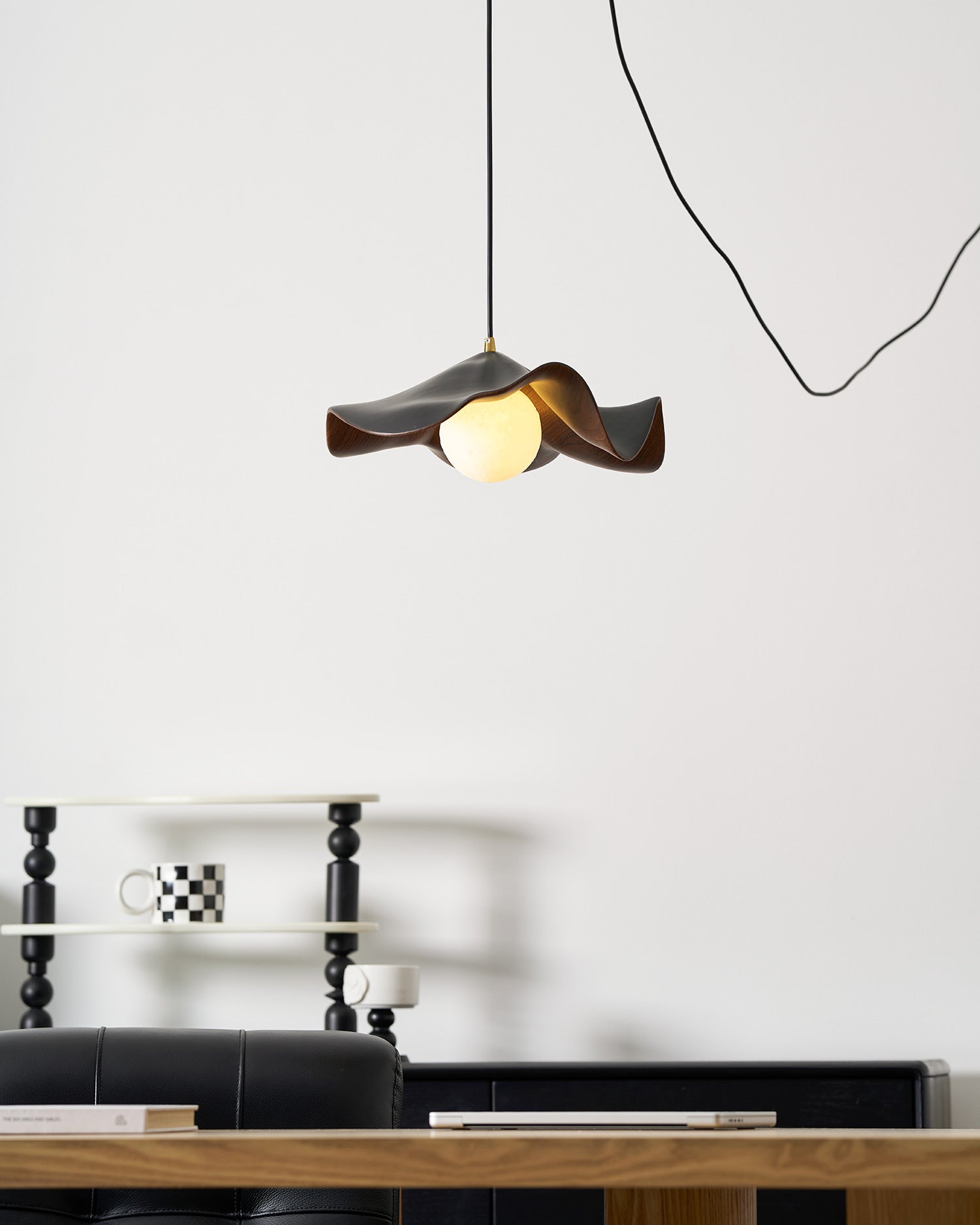 Lampa wisząca wtyczkowa Kralvanar