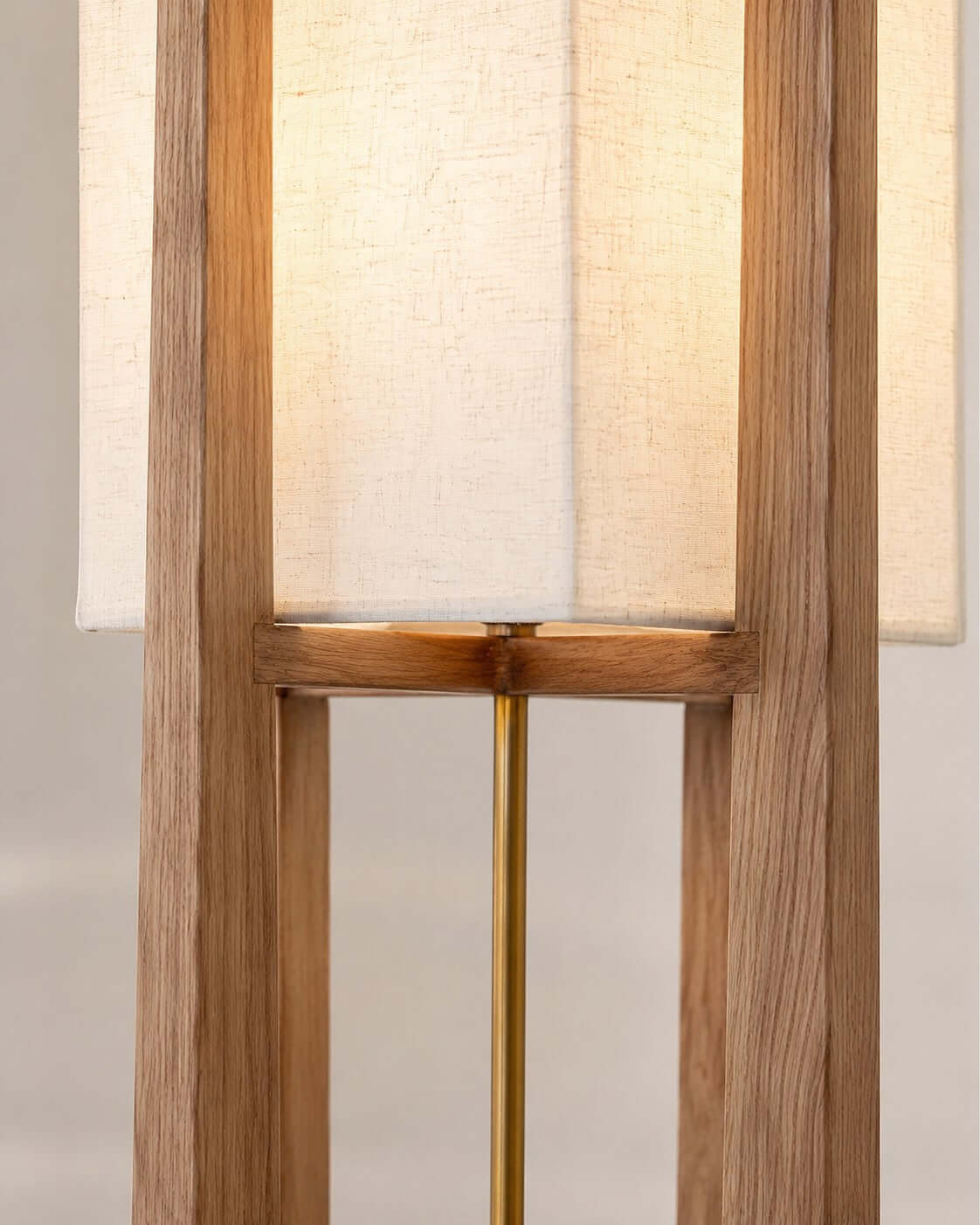 Lampa podłogowa Wenuar