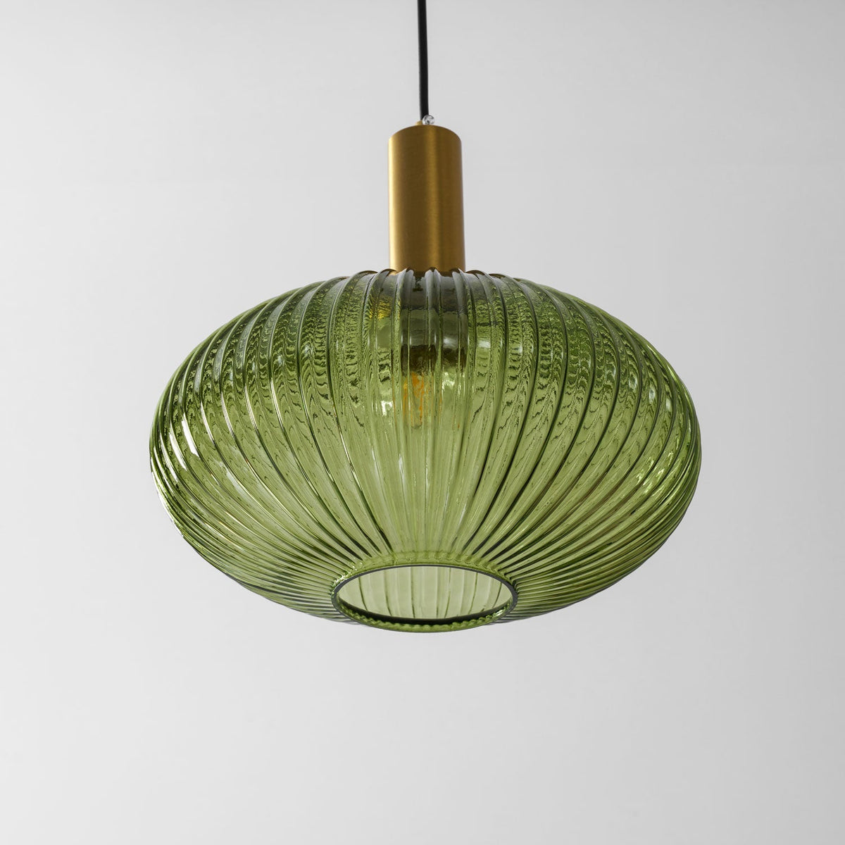 Lampa wisząca ryflowana Wikvanor