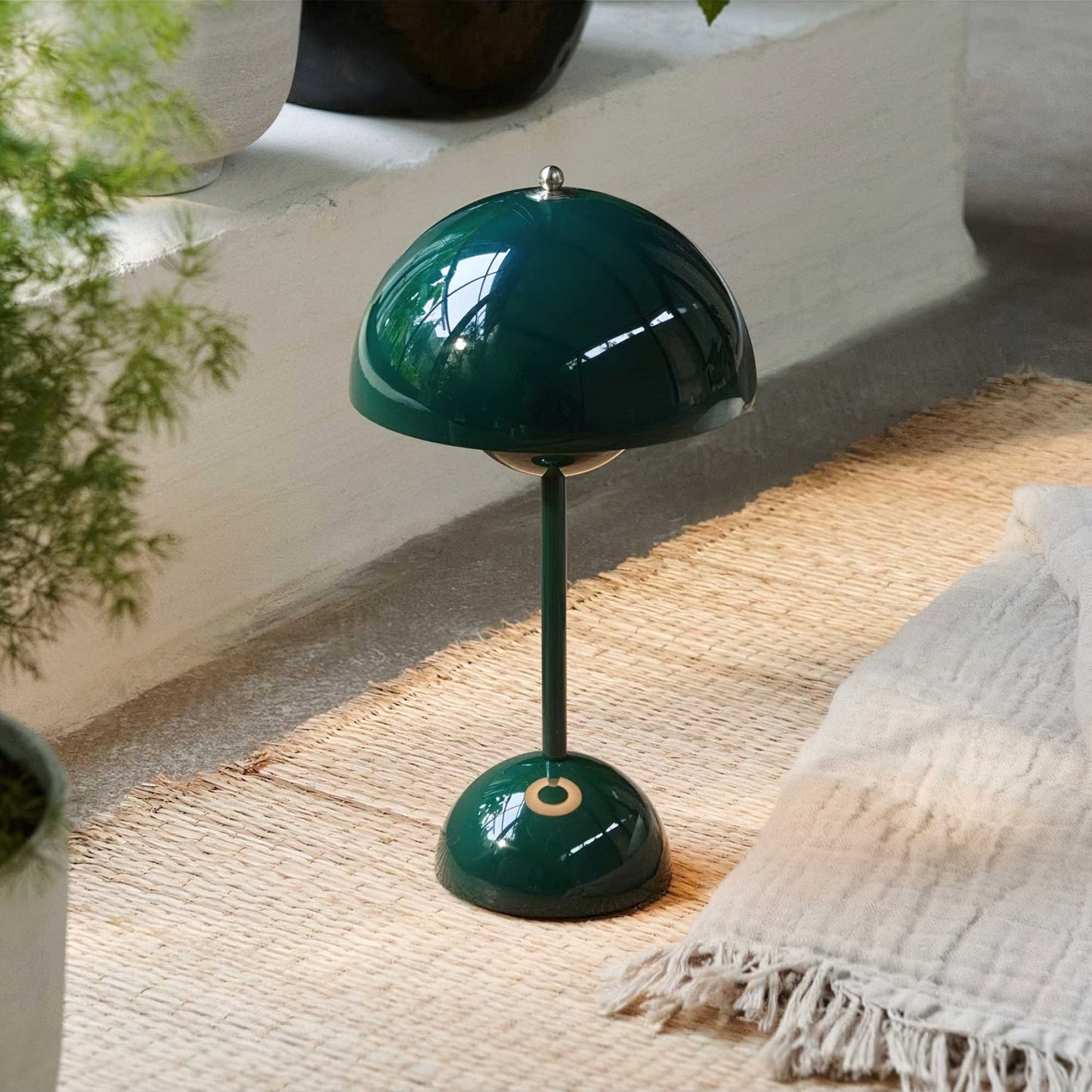 Lampa stołowa przenośna Aveka