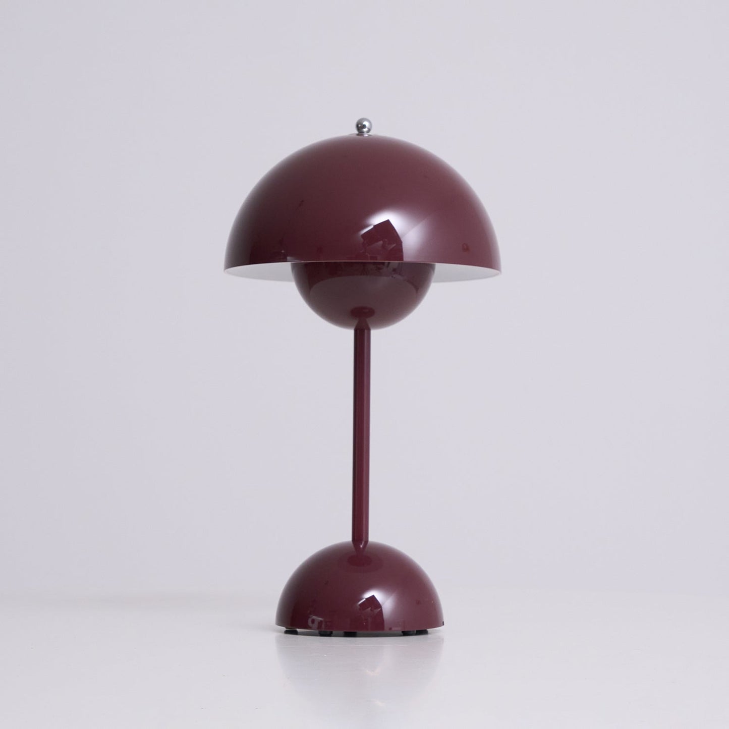 Lampa stołowa przenośna Aveka